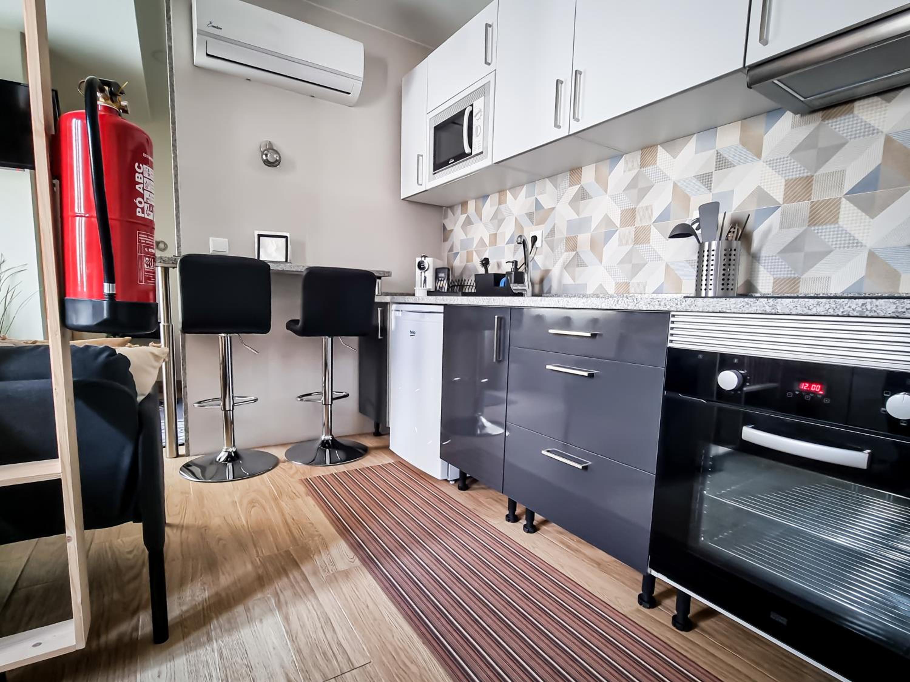 One-Bedroom House - Photo 10