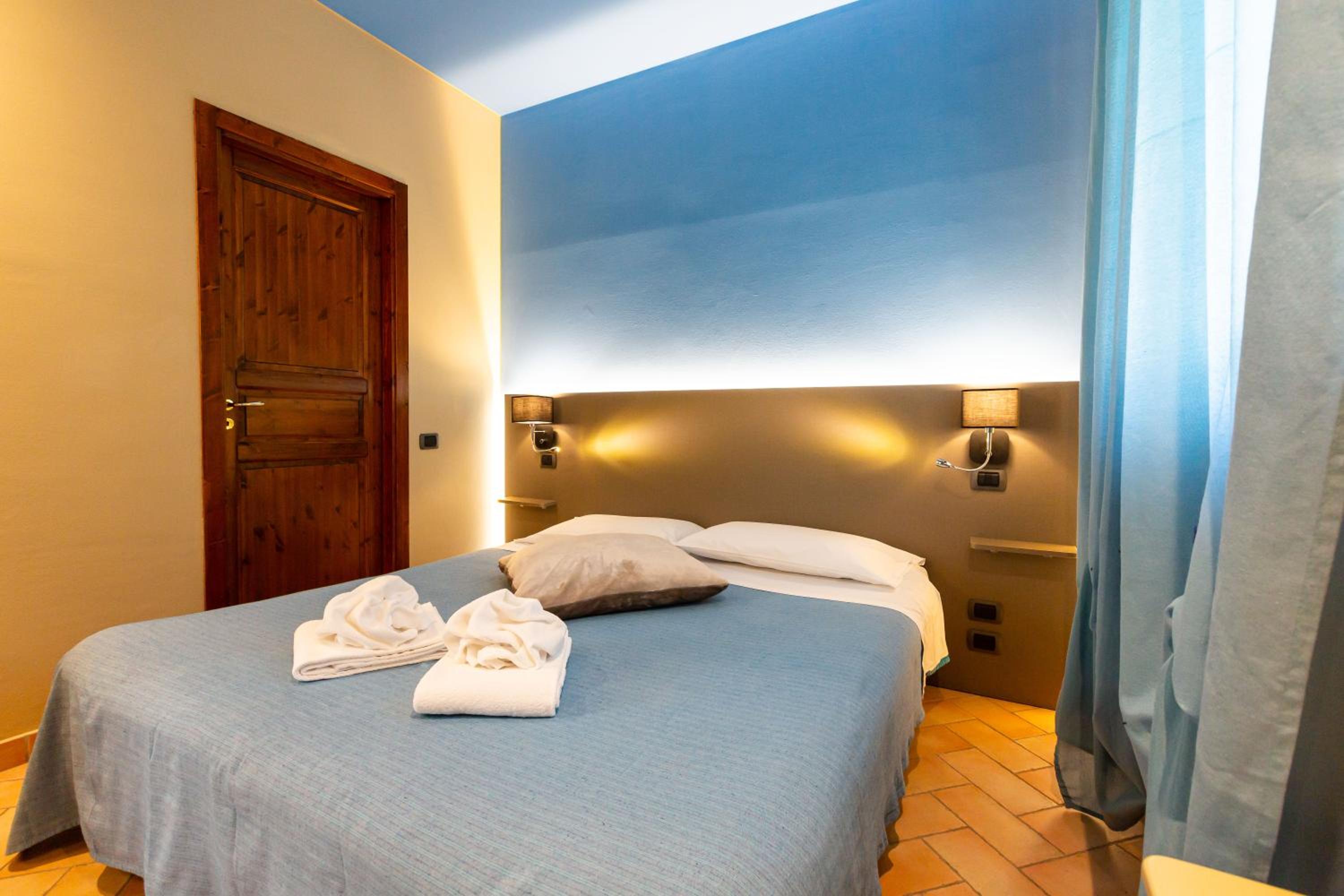 Standard Double Room photo 1