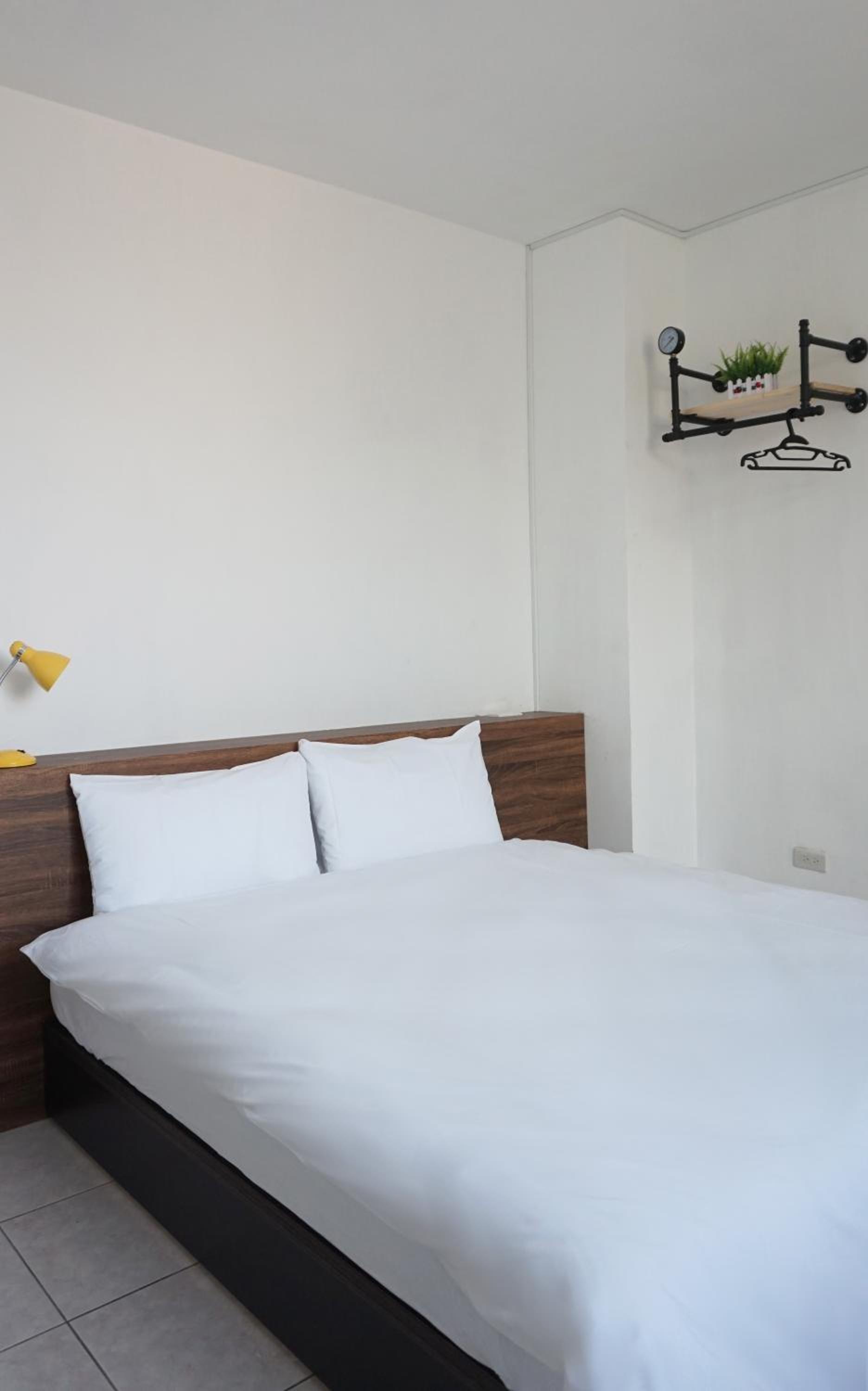 Deluxe Room - Photo 7