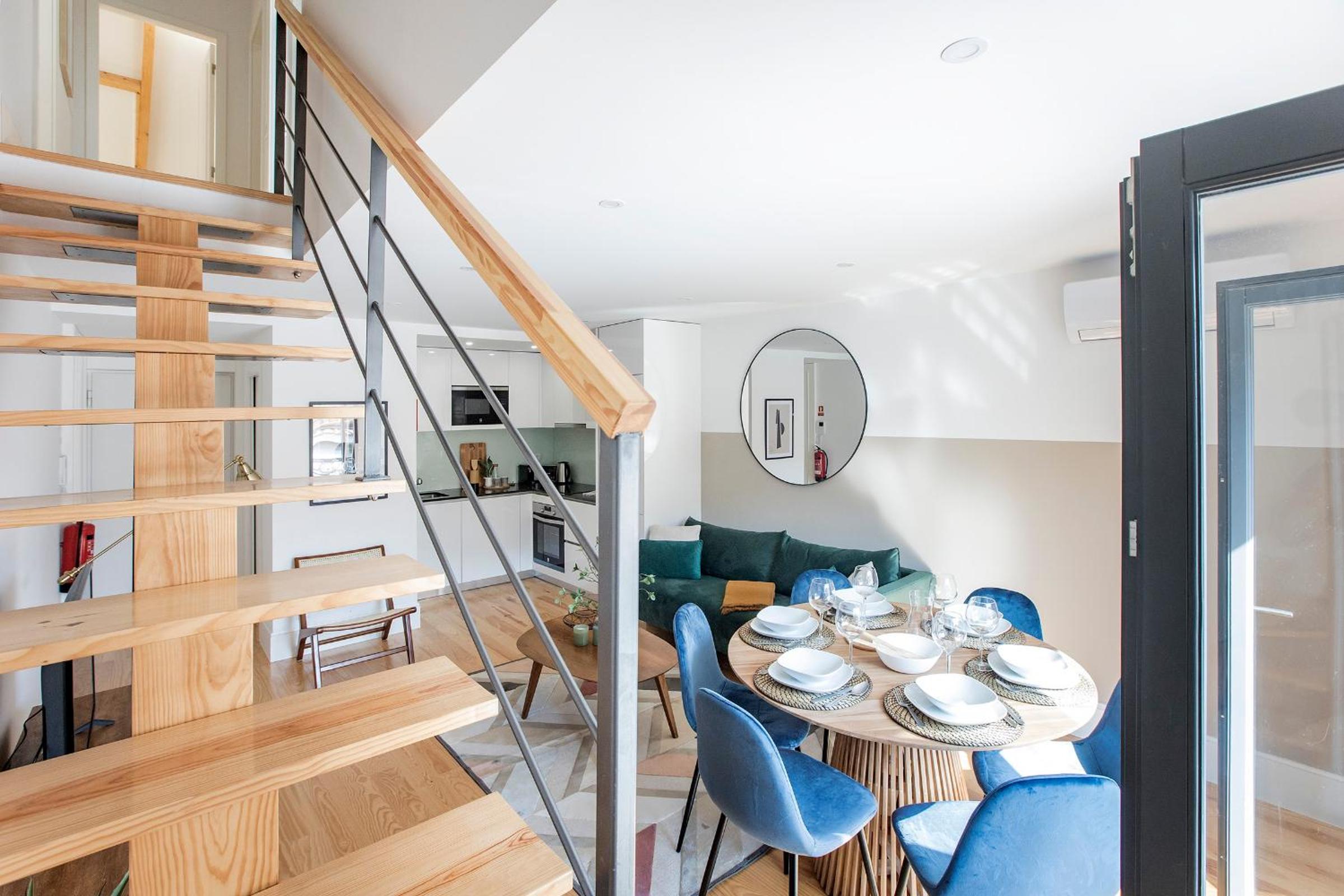 Three-Bedroom Apartment - Photo 3