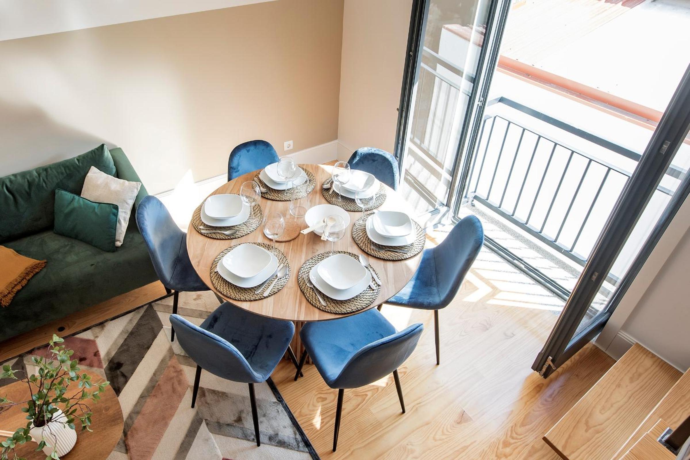 Three-Bedroom Apartment - Photo 15