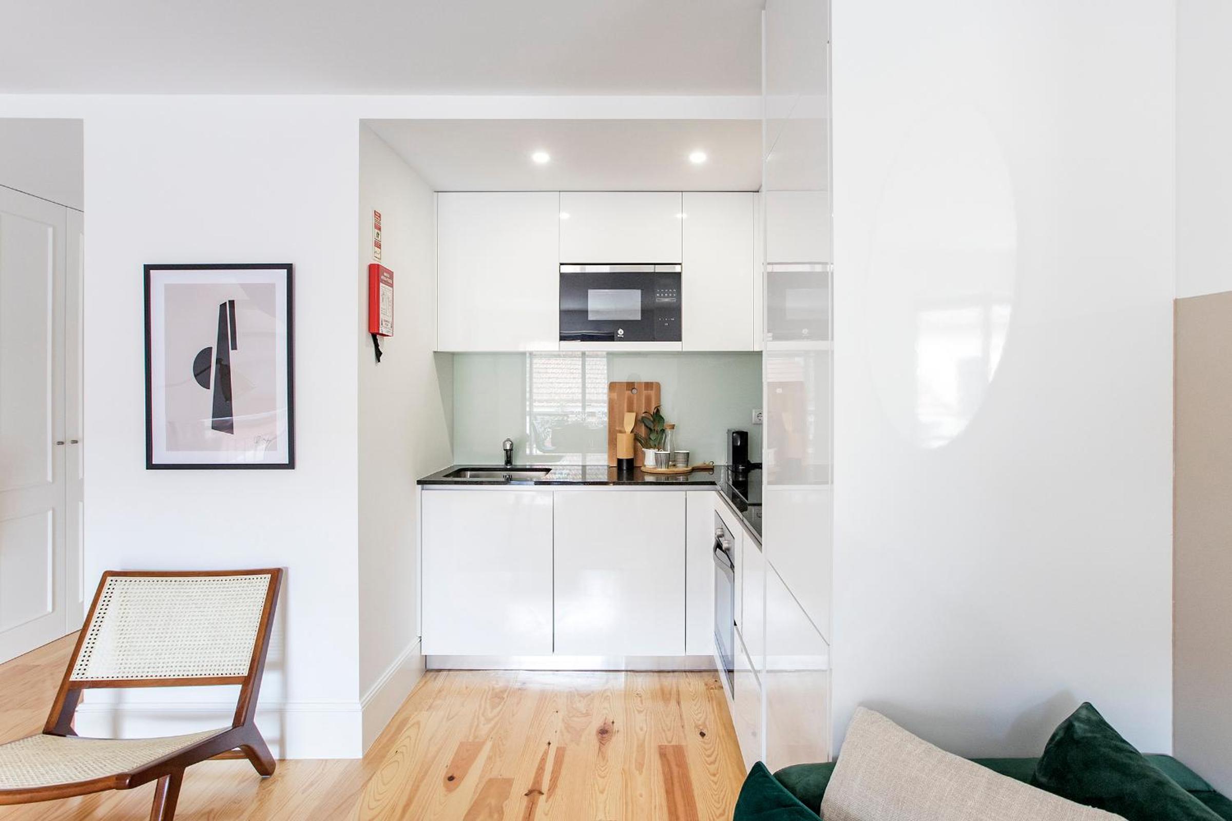 Three-Bedroom Apartment - Photo 18