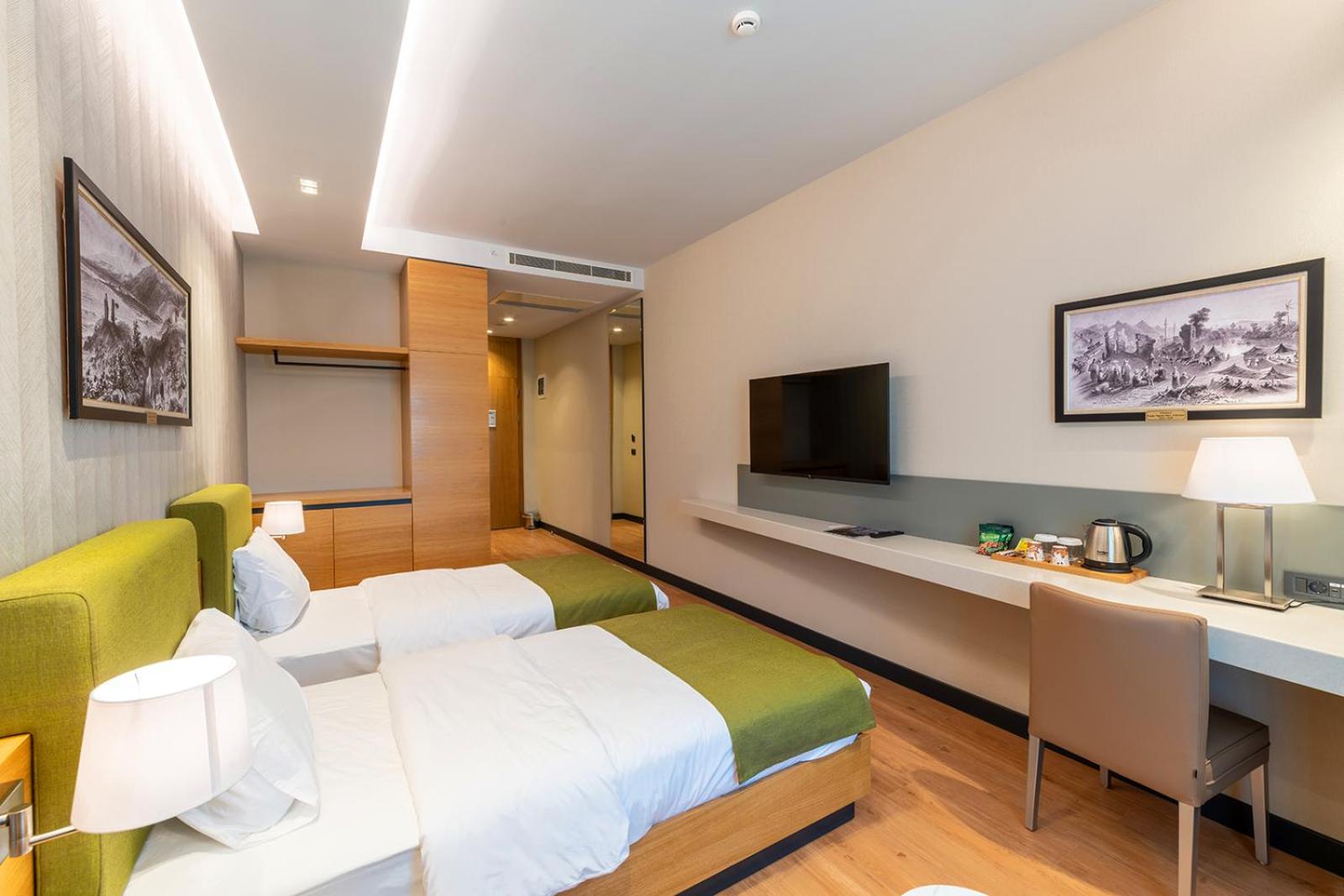 Deluxe Single Room