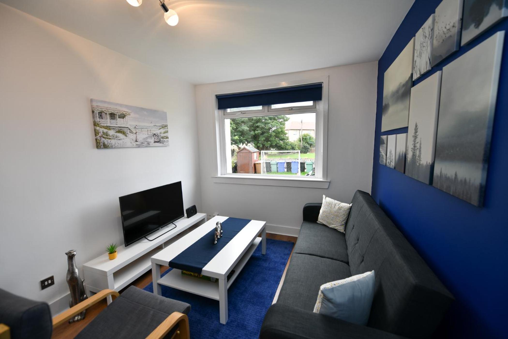 Apartment photo 3