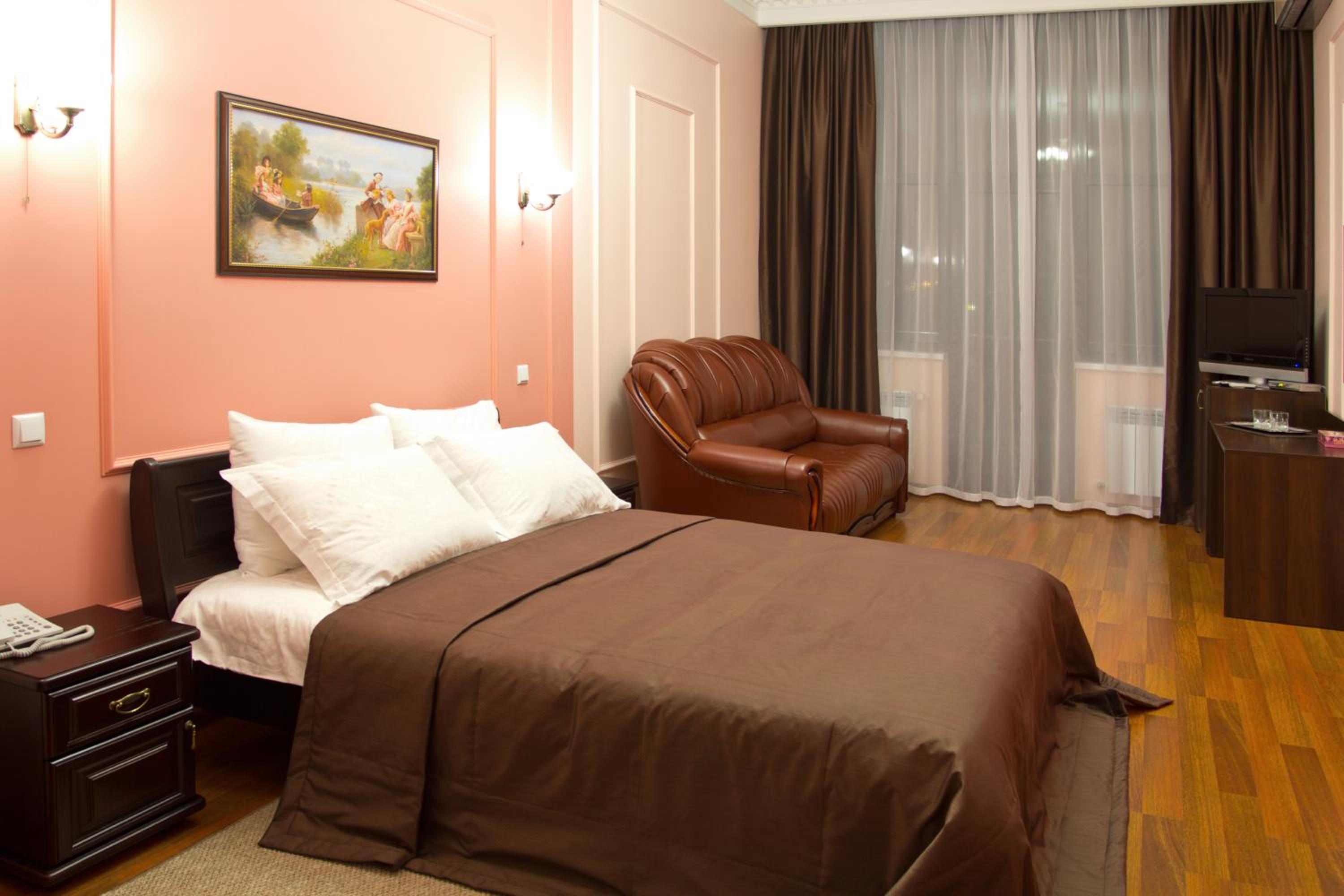 Junior Suite with Balcony