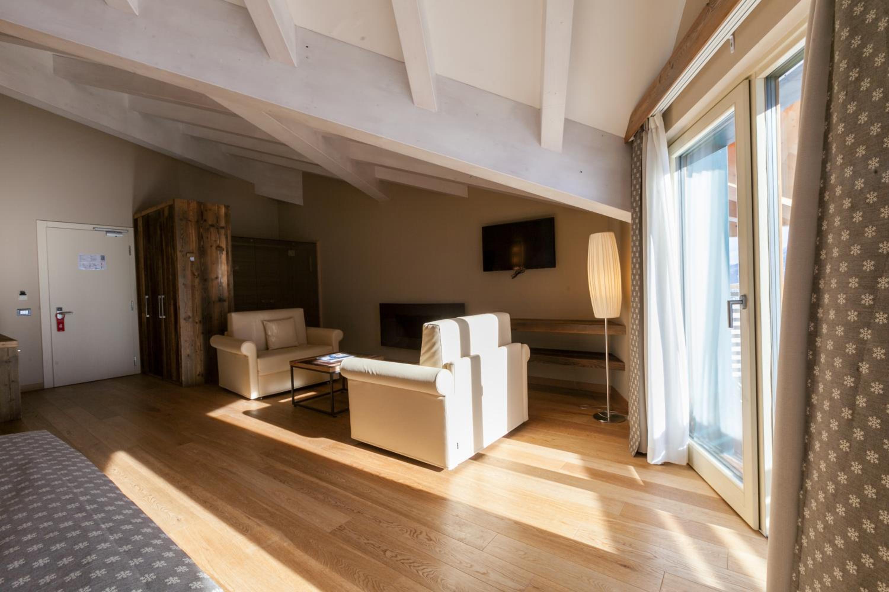 Suite with Sauna - Photo 2
