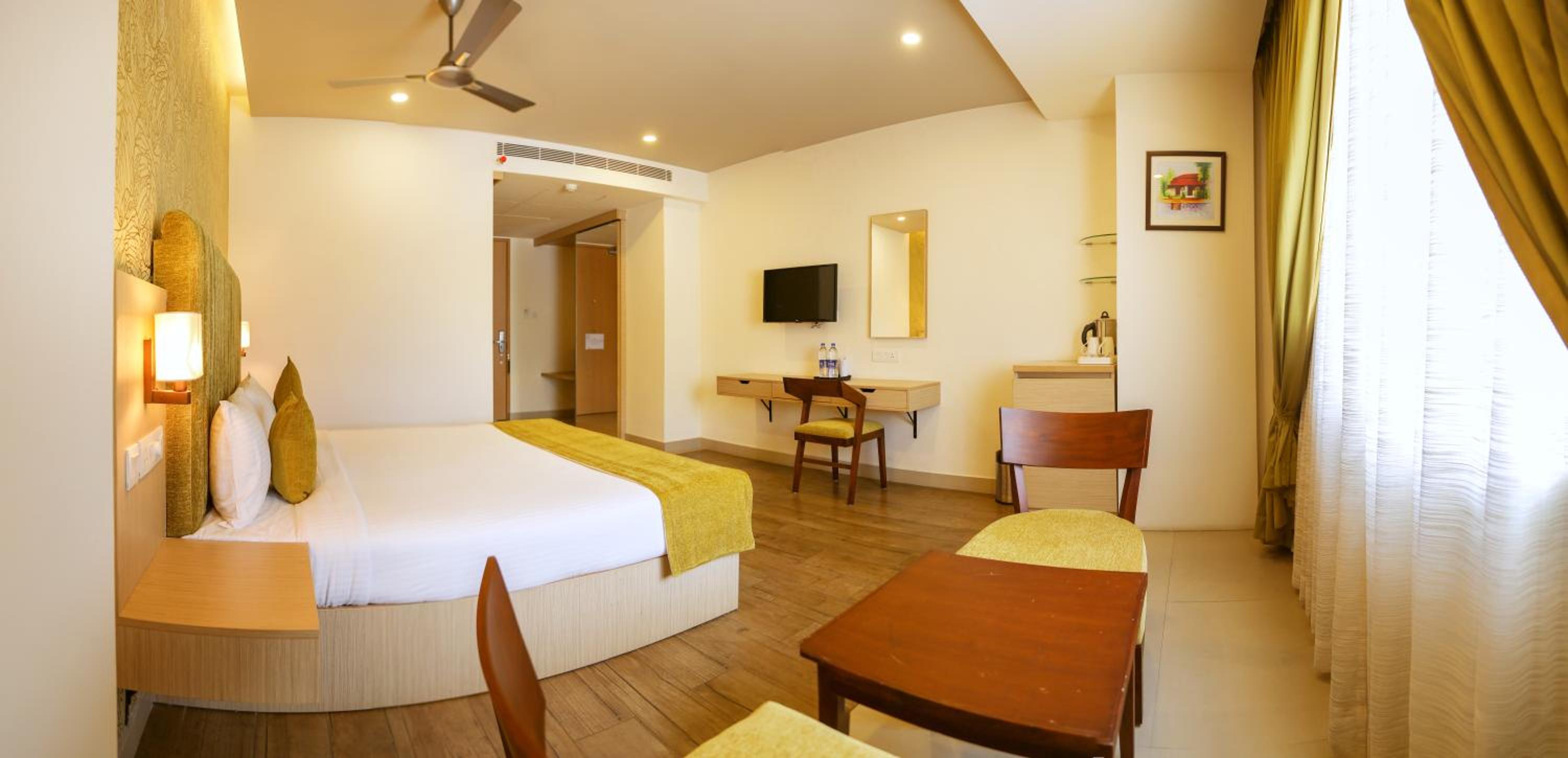Large Double Room - Photo 2