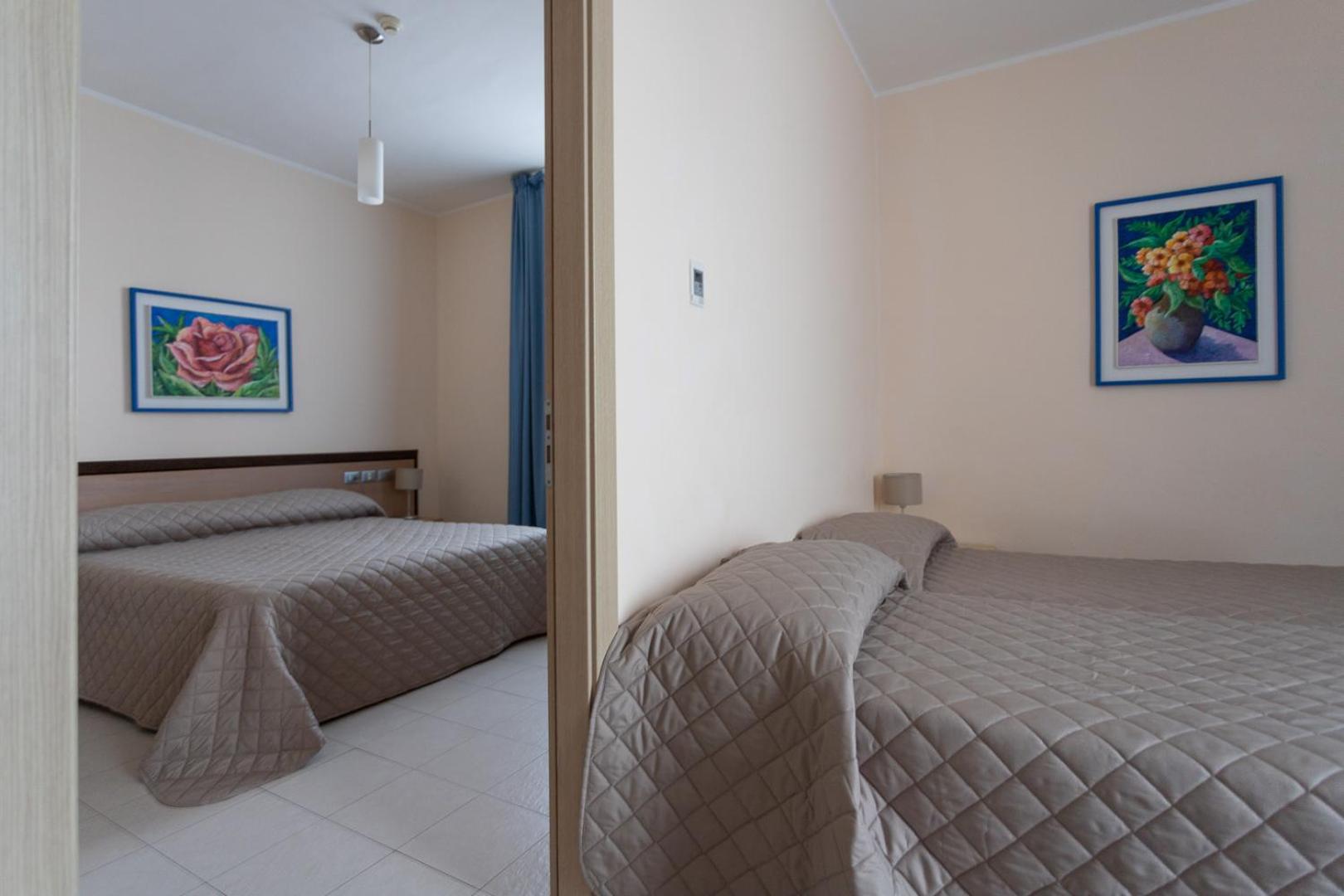 Quadruple Room with Terrace - Photo 1
