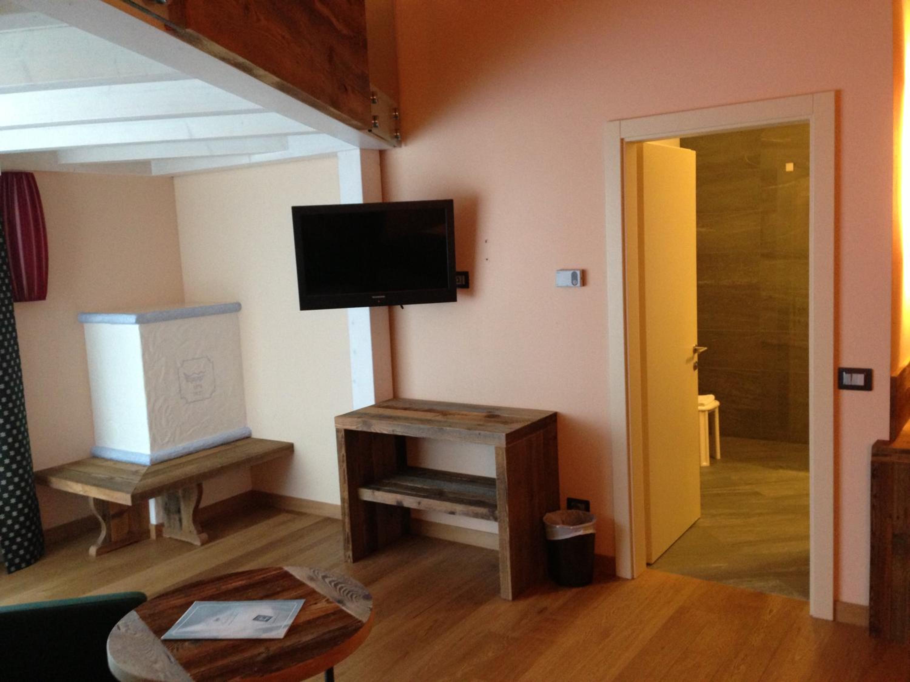 Deluxe Suite - Photo 4