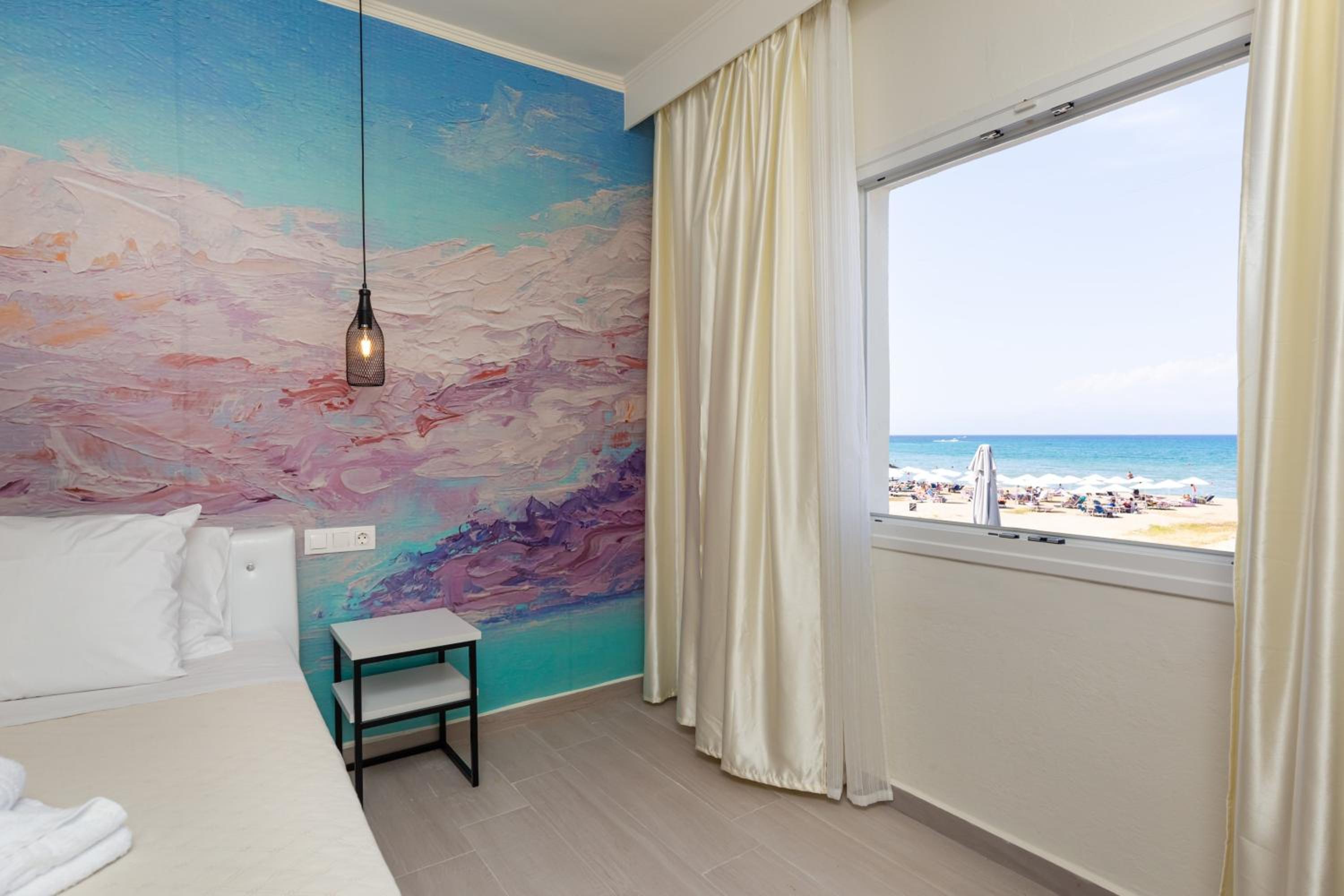 Quarto Quádruplo com Vista para o Mar - Sem Varanda