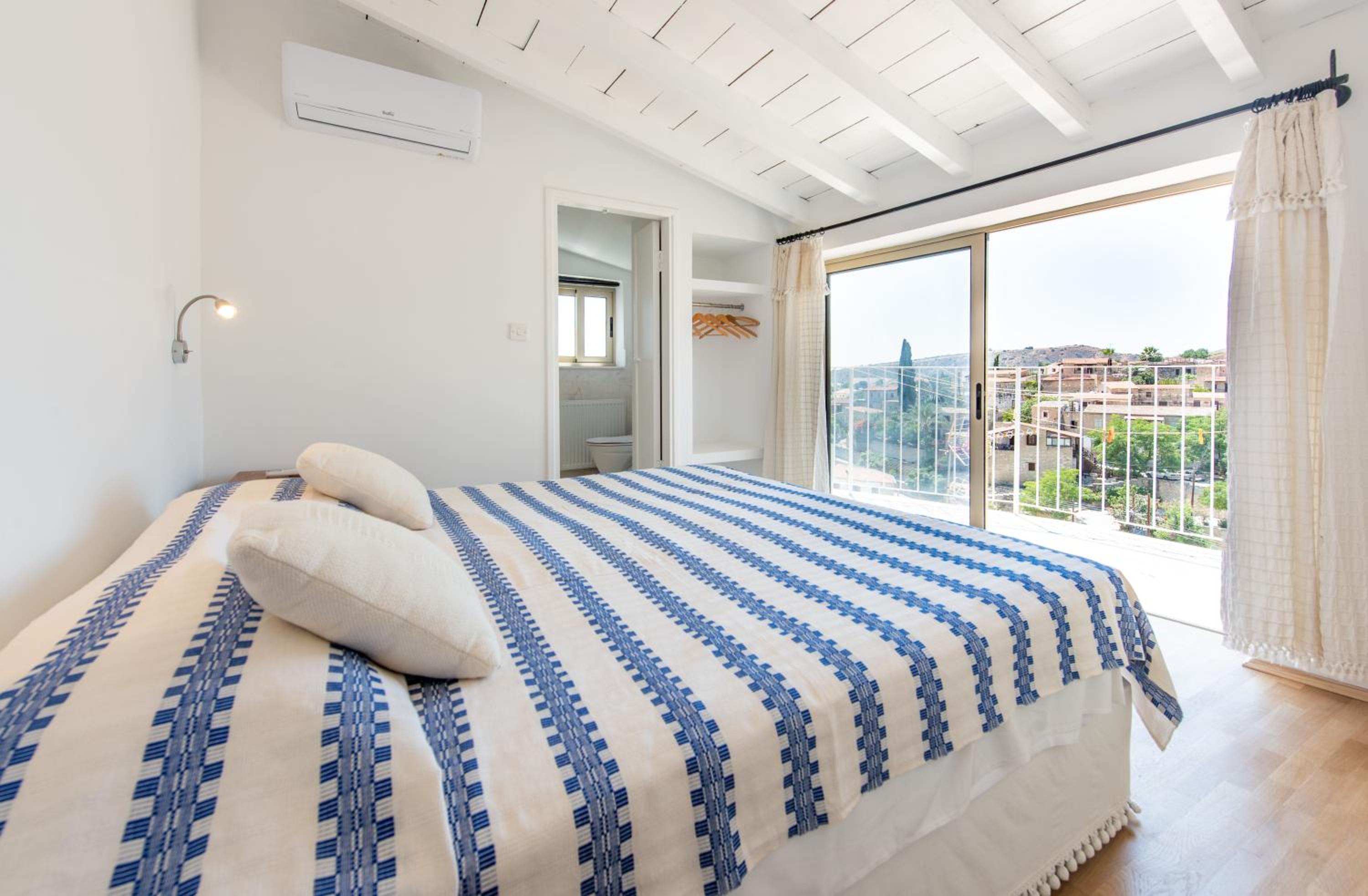 Two-Bedroom Apartment - Mespilo House