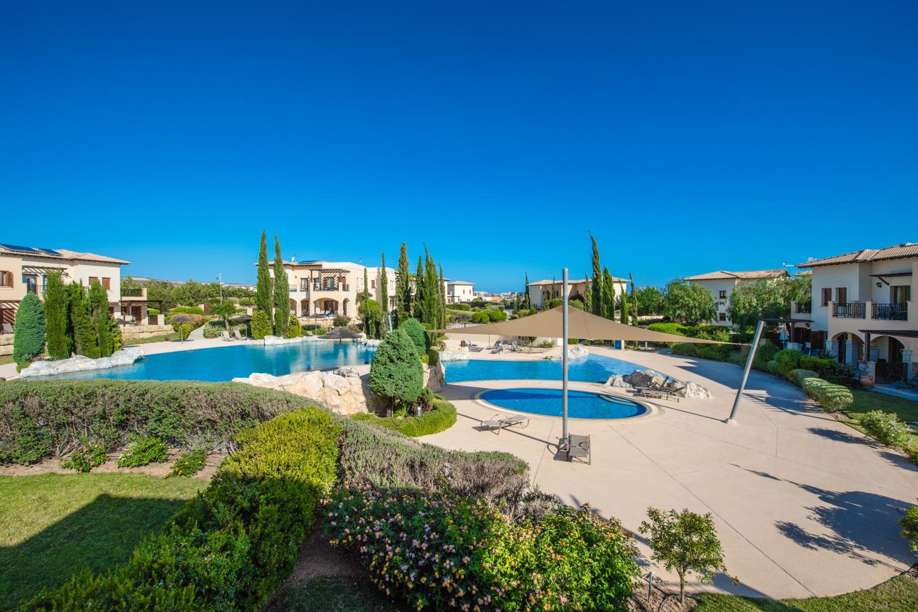 Three-Bedroom Apartment with Shared Pool photo 2