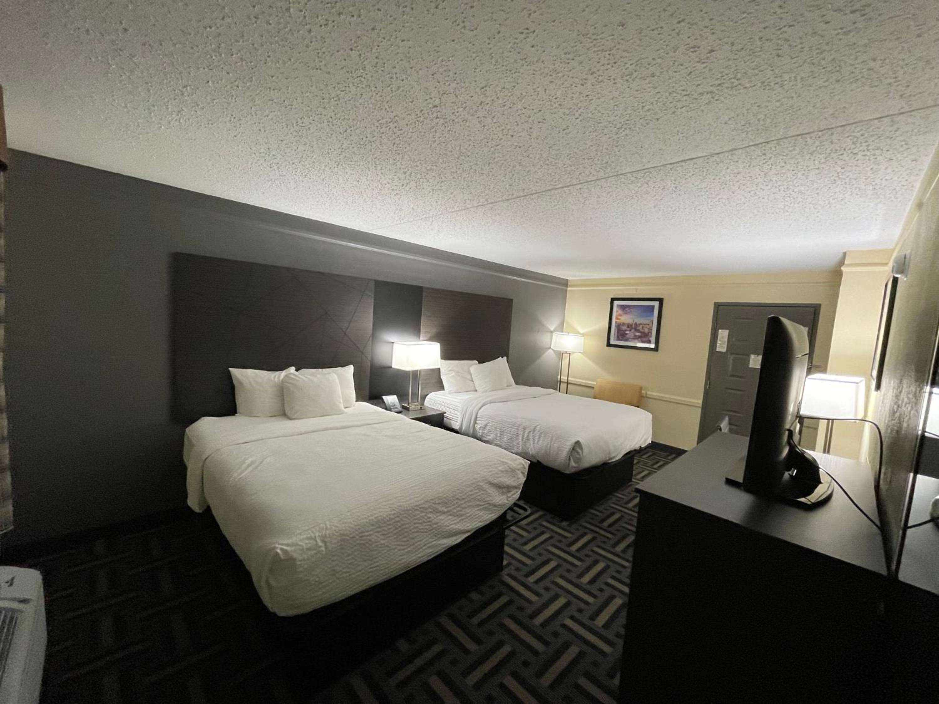 Double Room With Two Double Beds - Photo 1