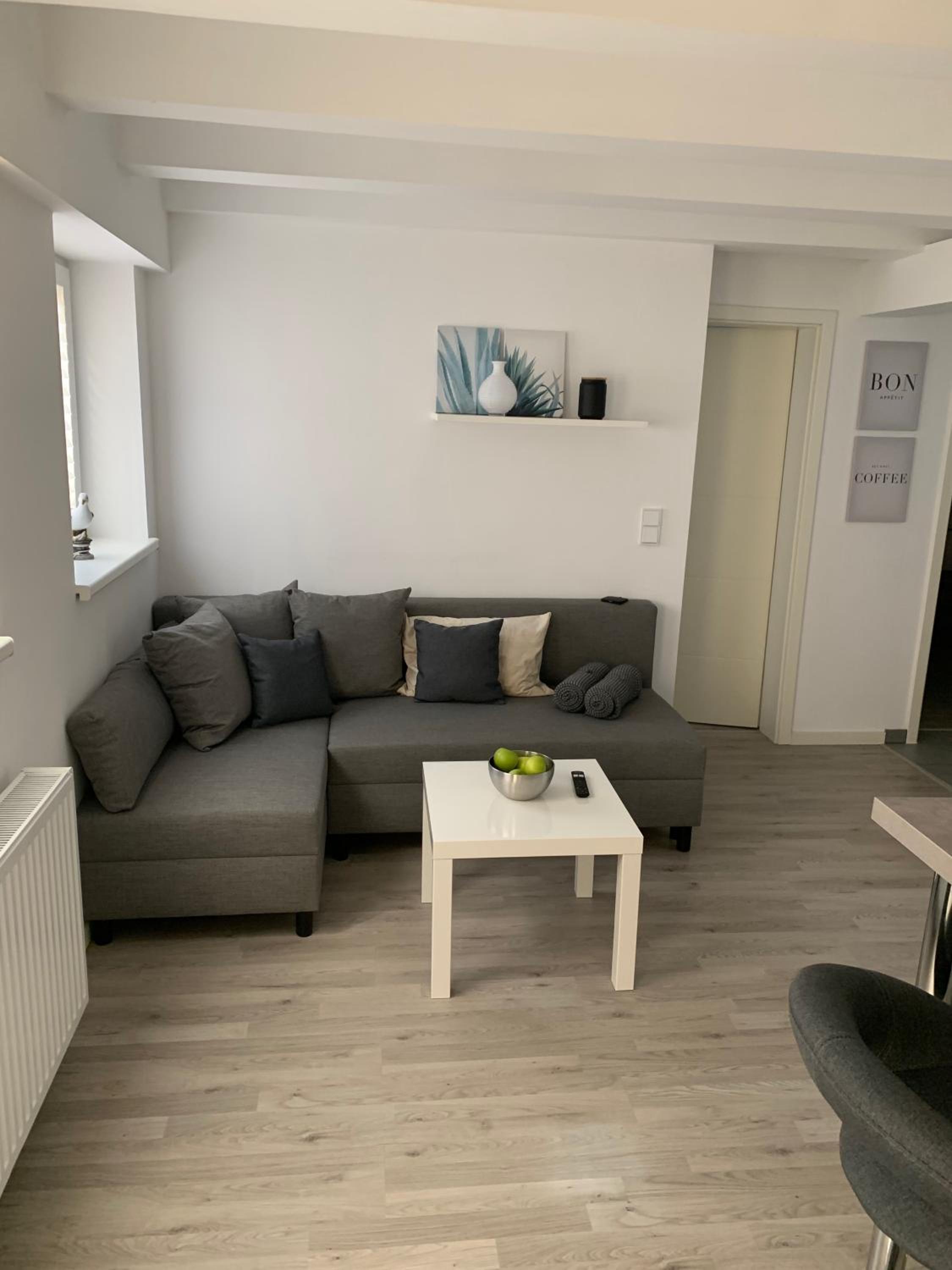 Two-Bedroom Apartment - Photo 15