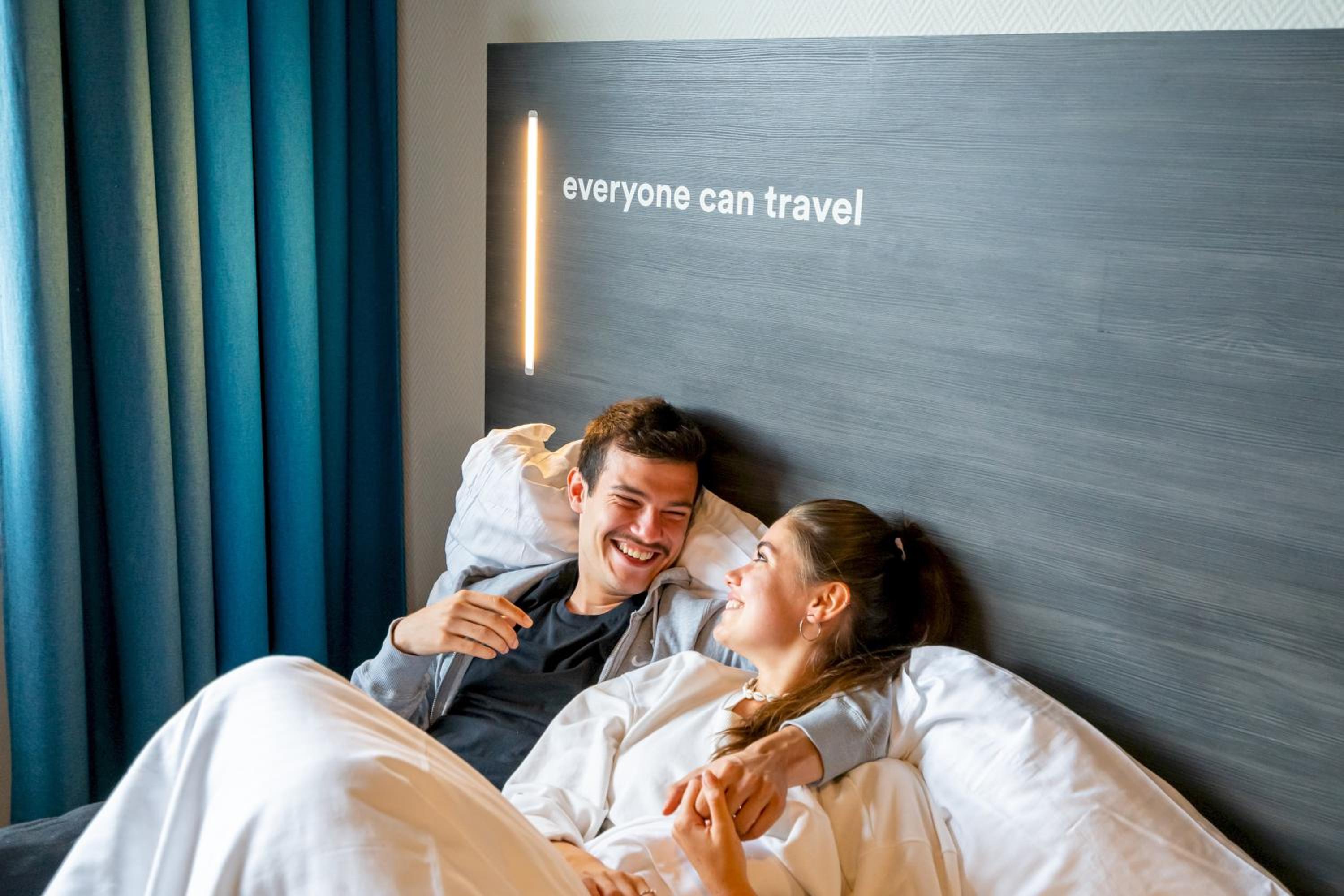 Twin Room - Photo 2
