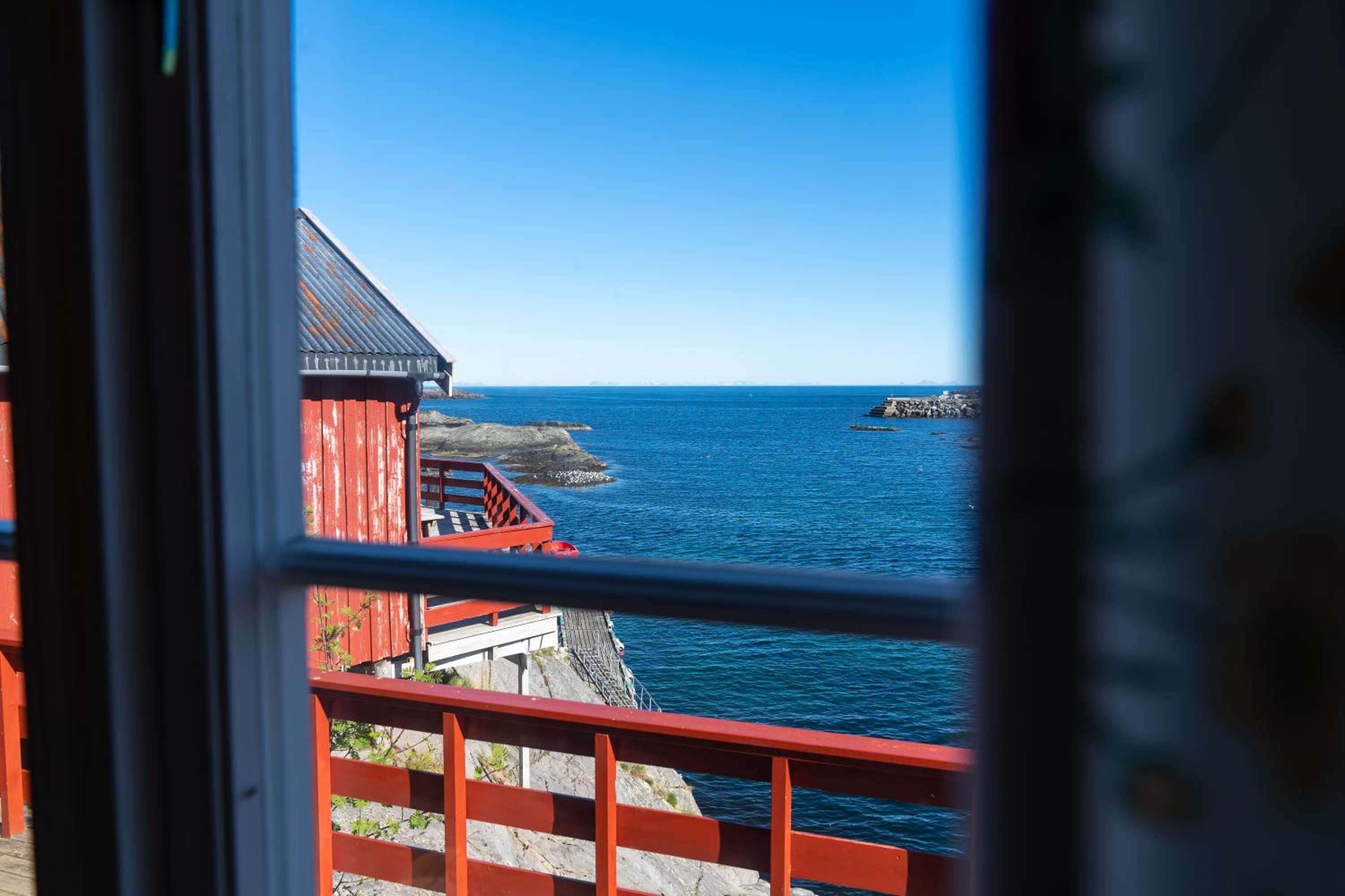 Sea View One-Bedroom Cottage photo 2