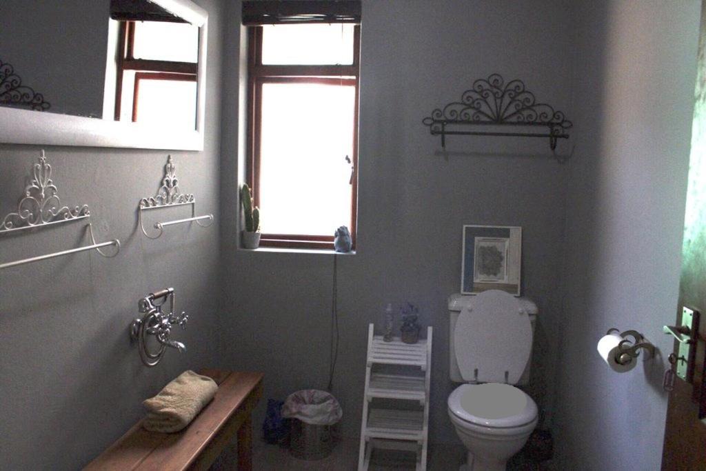 Family Room photo 3