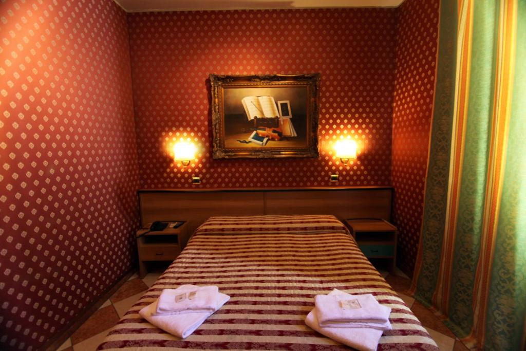 Single Room photo 2