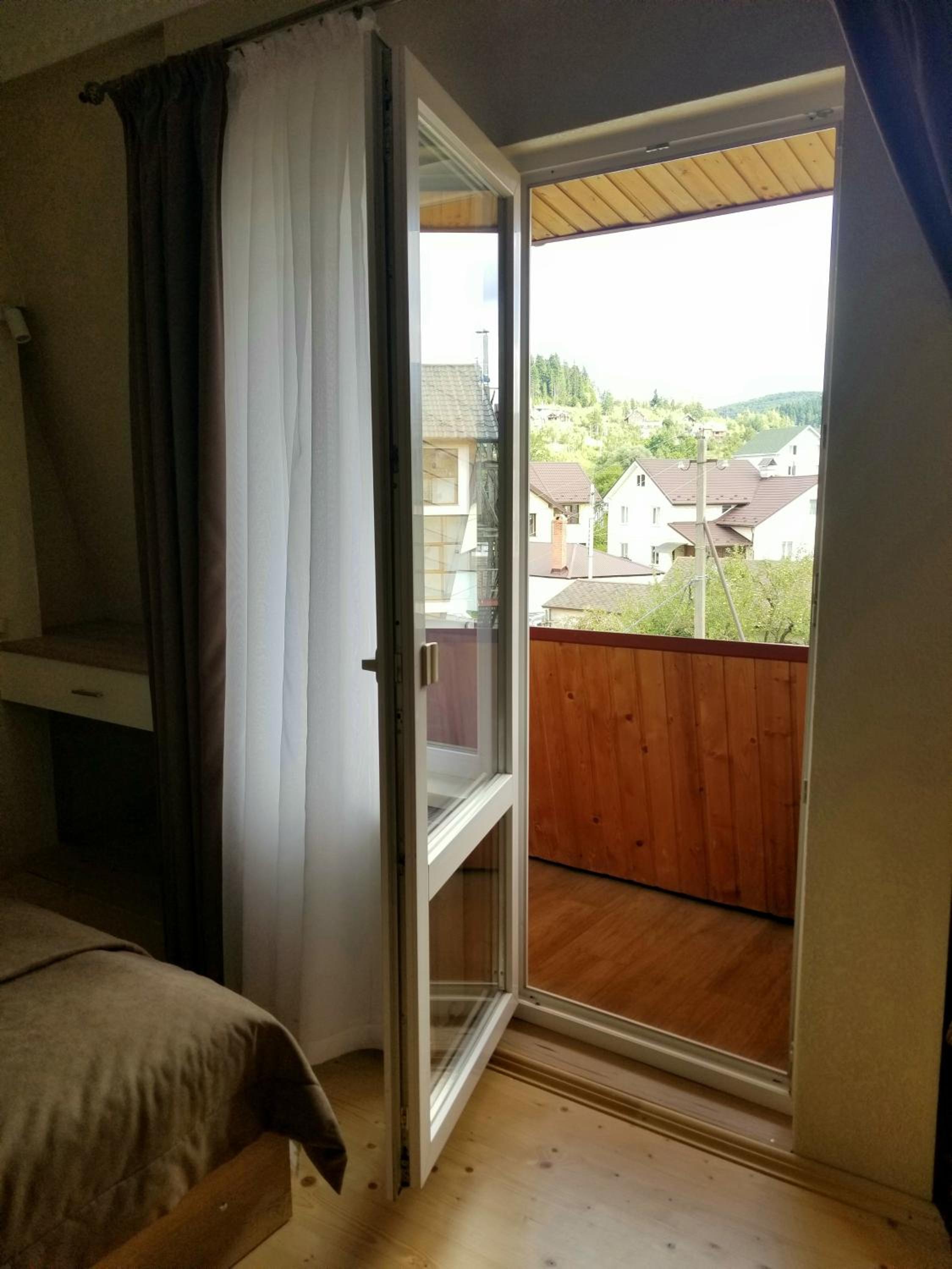 Double or Twin Room with Balcony photo 2