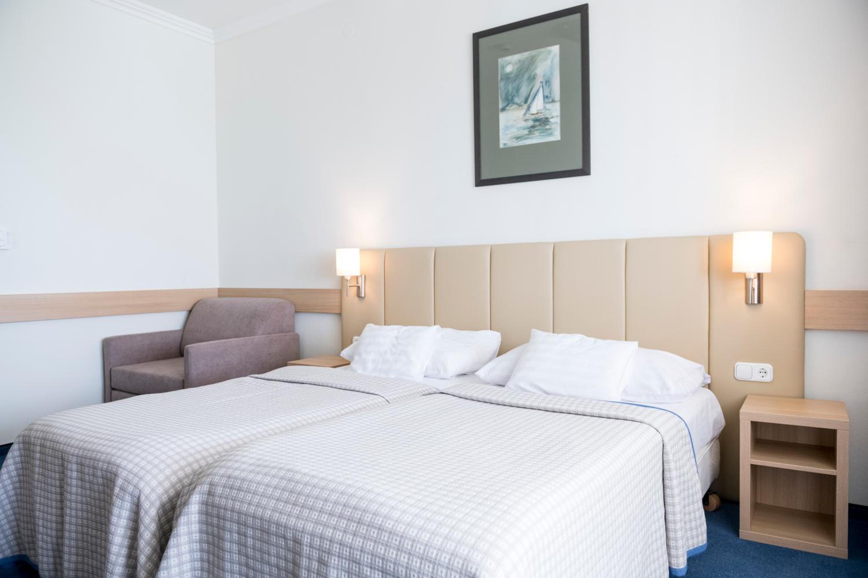 Standard Double Room - Photo 1