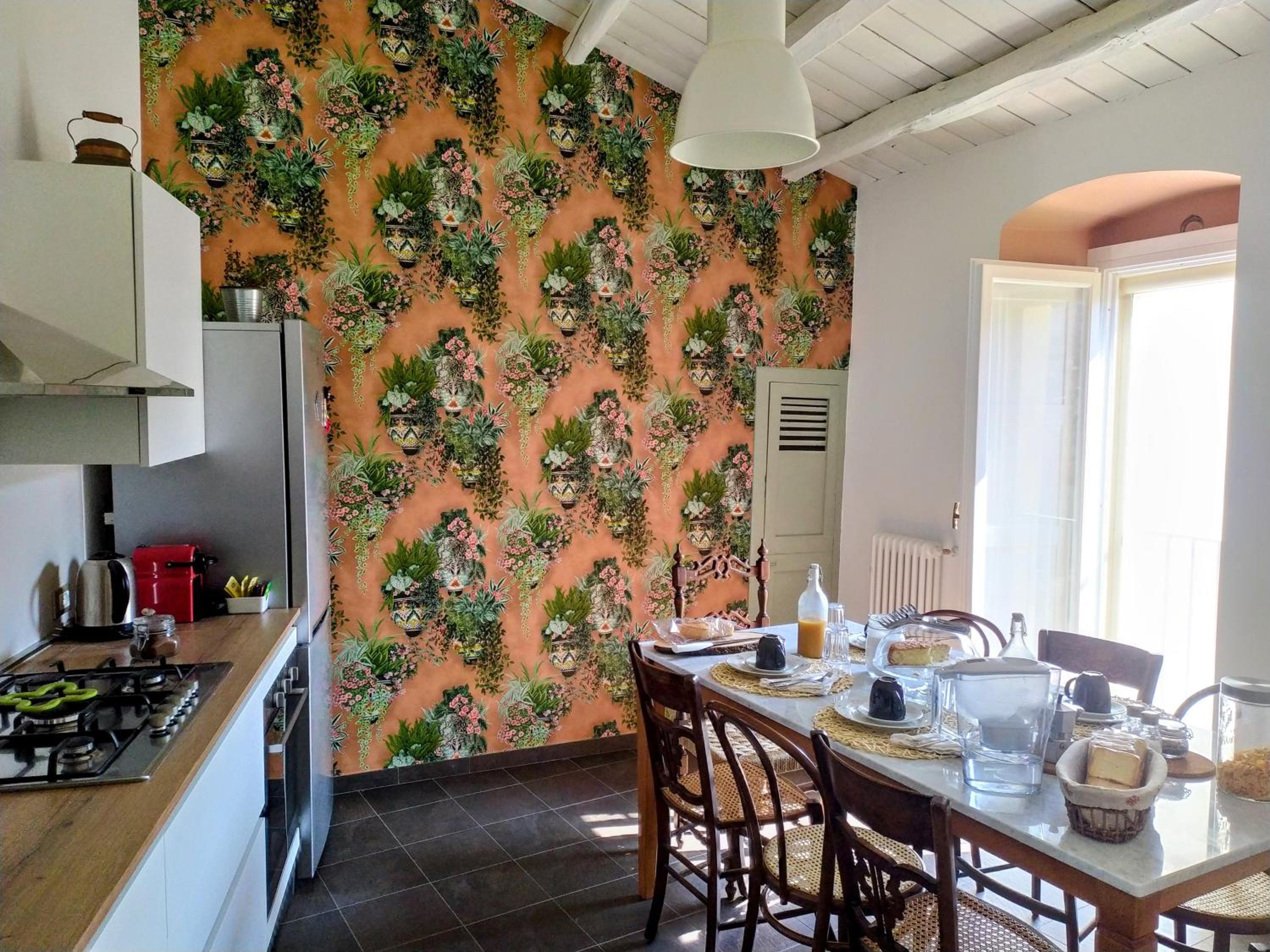 Superior Family Room - Photo 12