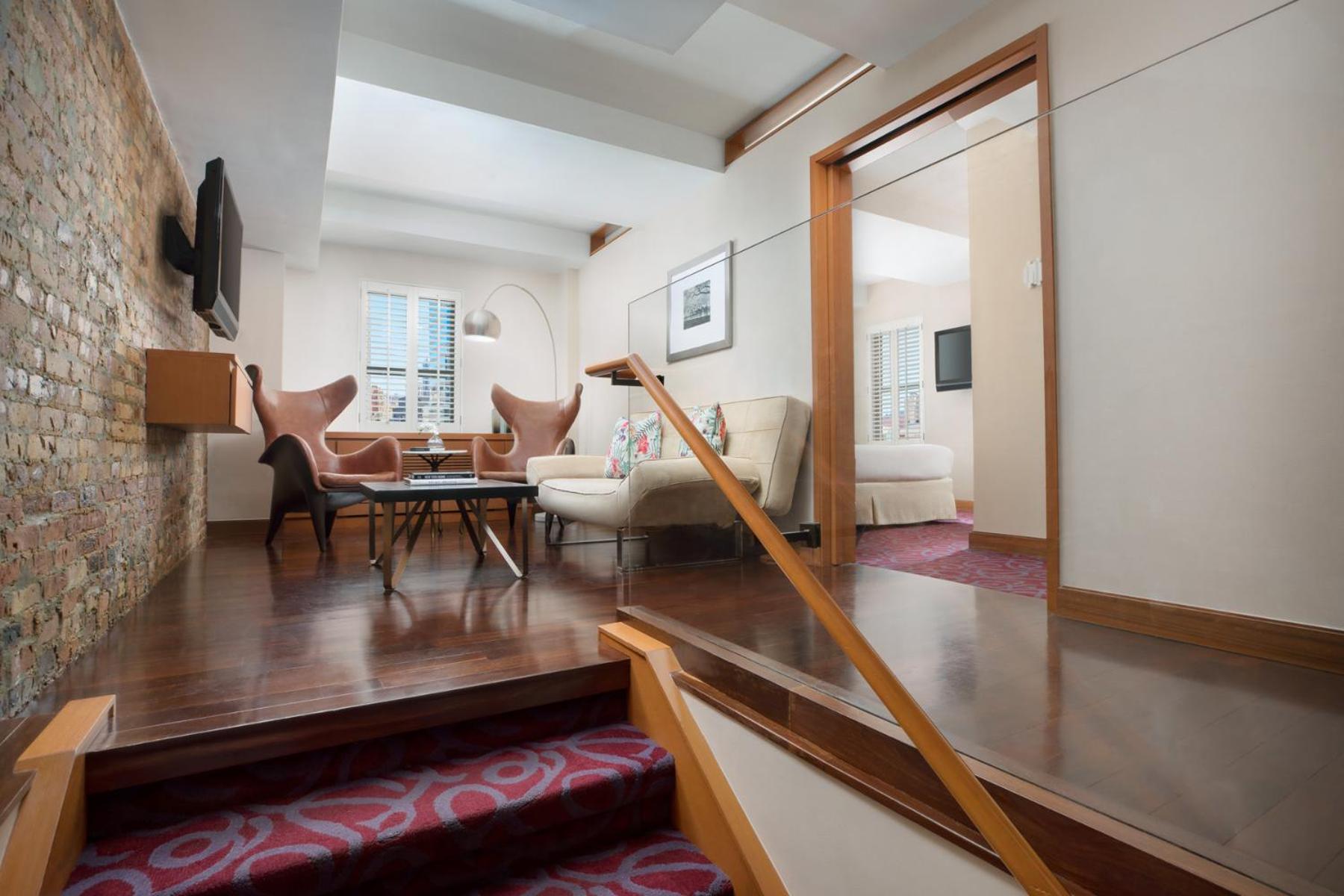 Carriage House Suite