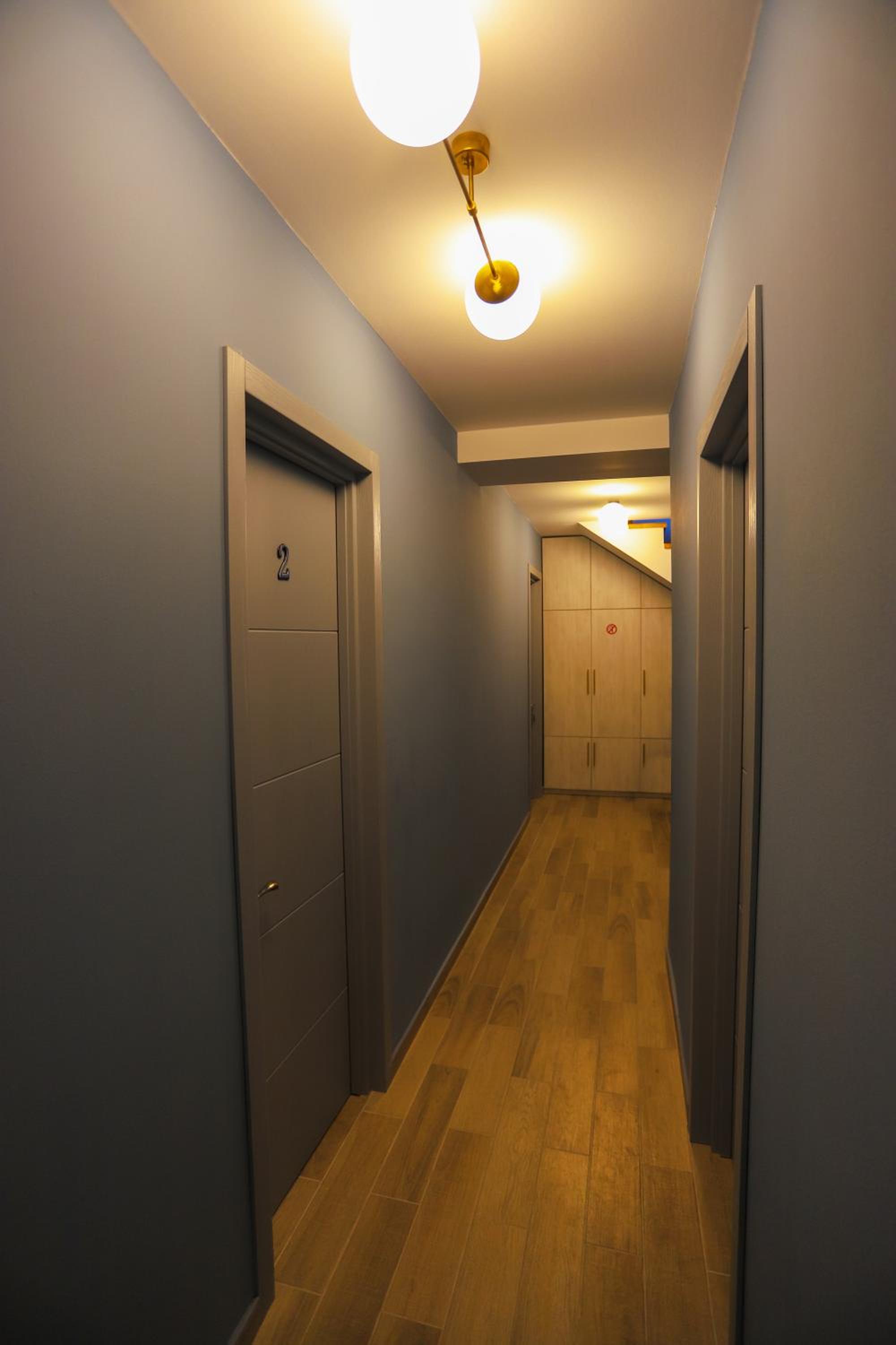 Deluxe Twin Room - Photo 11