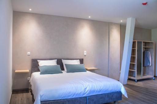 Double Room with Garden View - Photo 1