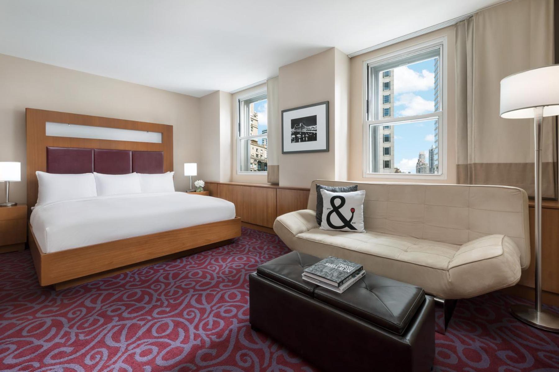 Junior Suite Accessible ADA Bathtub