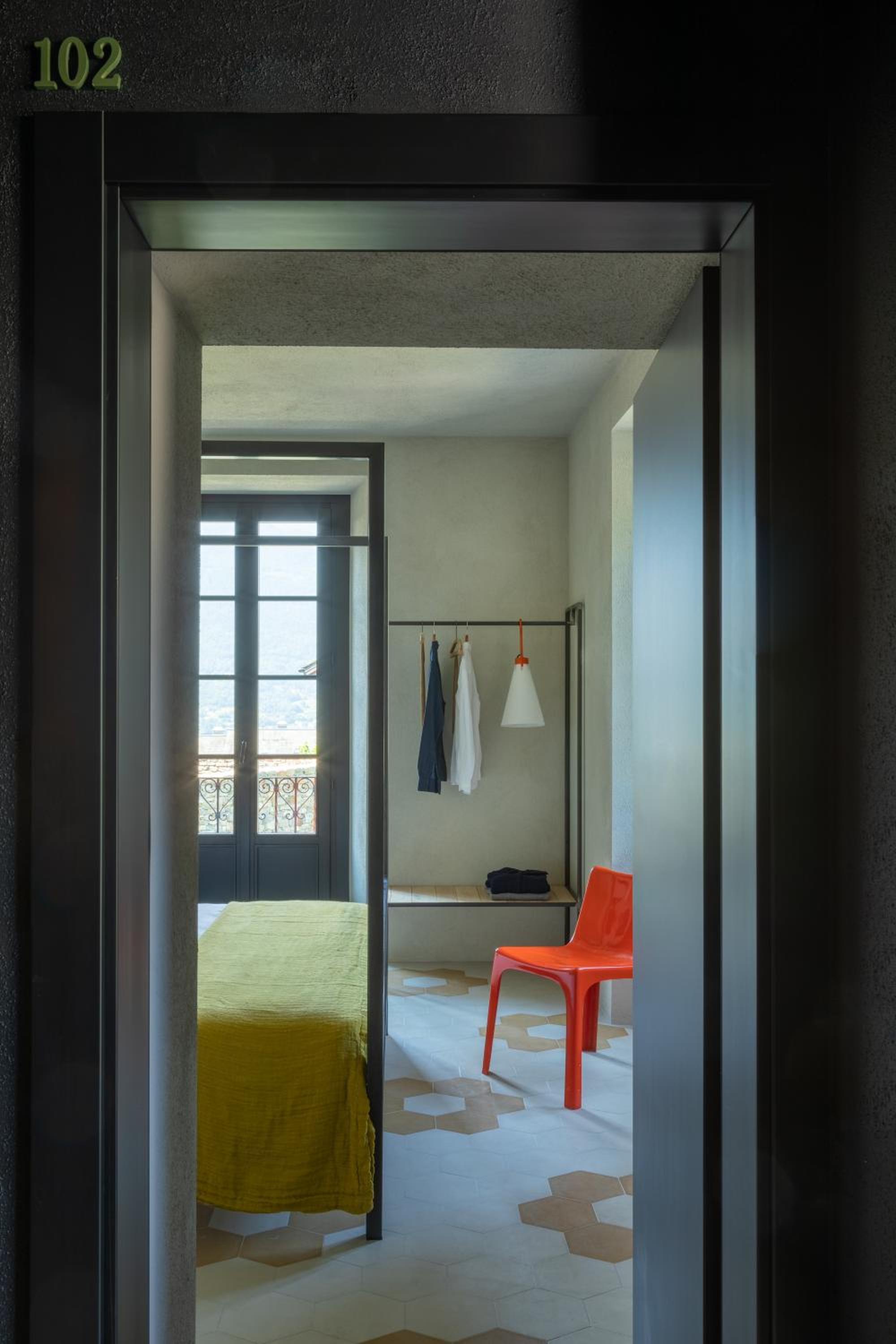 Double Room - Photo 3