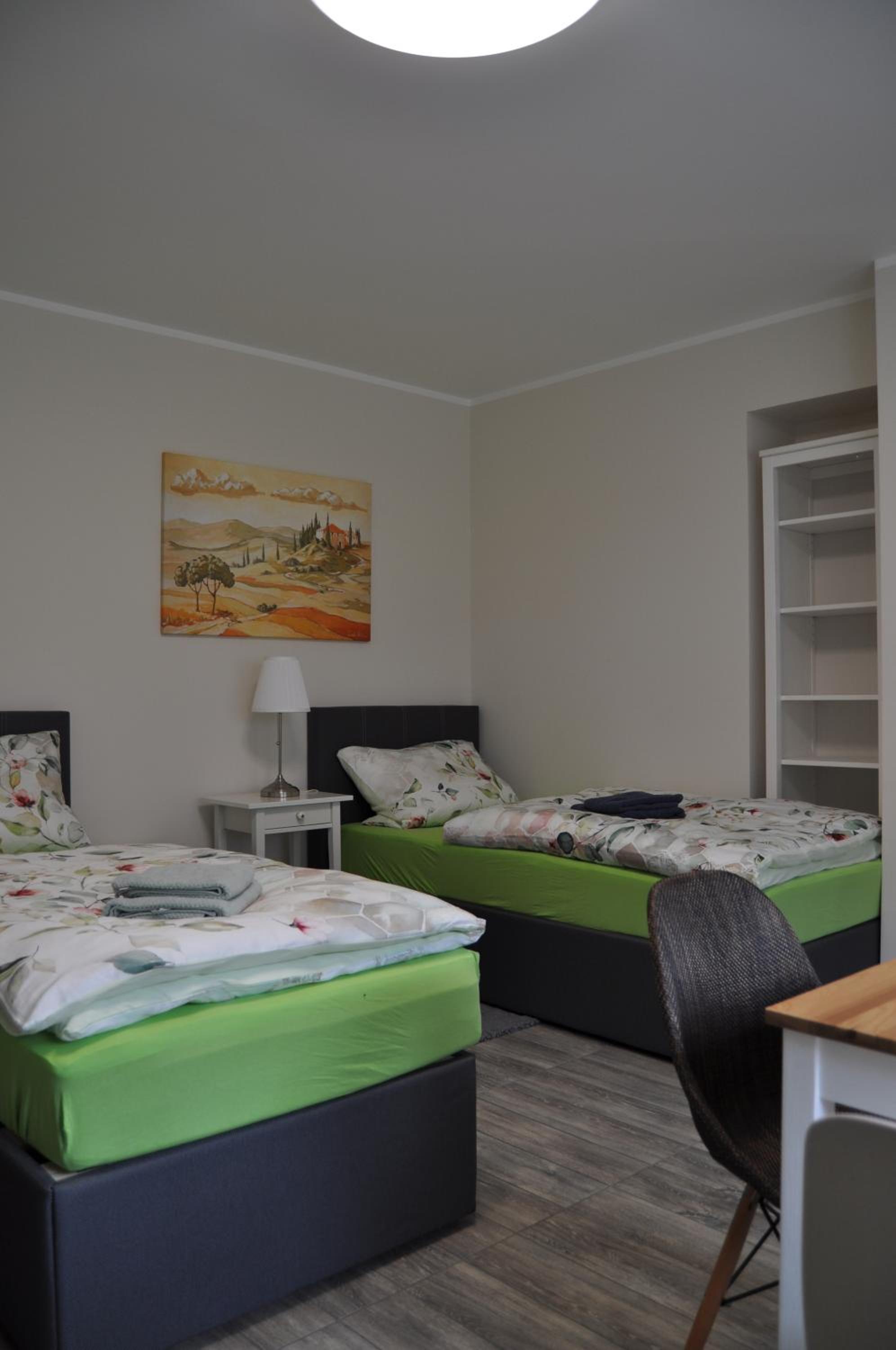 One-Bedroom Apartment - Photo 15