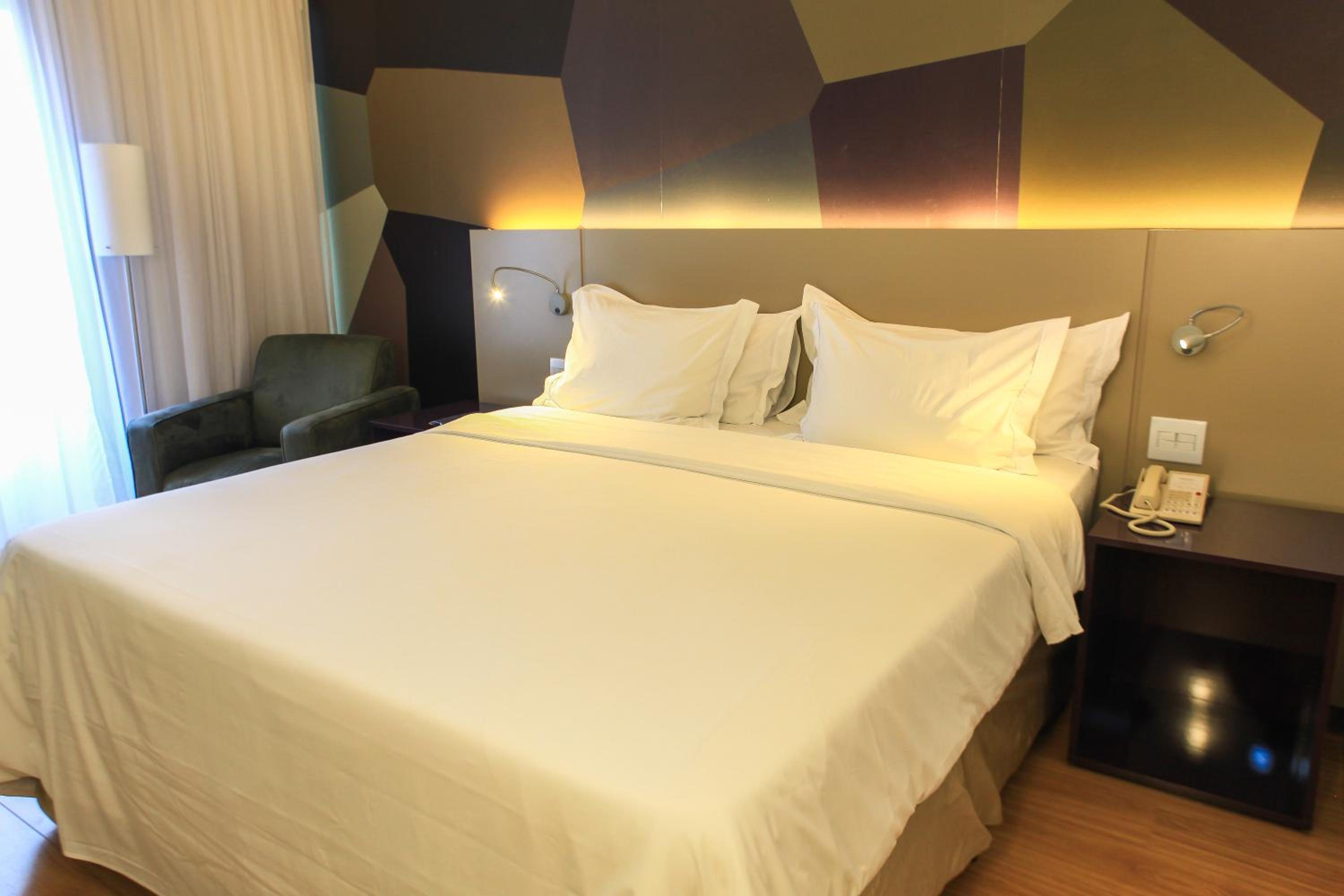 Superior King Room - Executive Floor - Photo 7