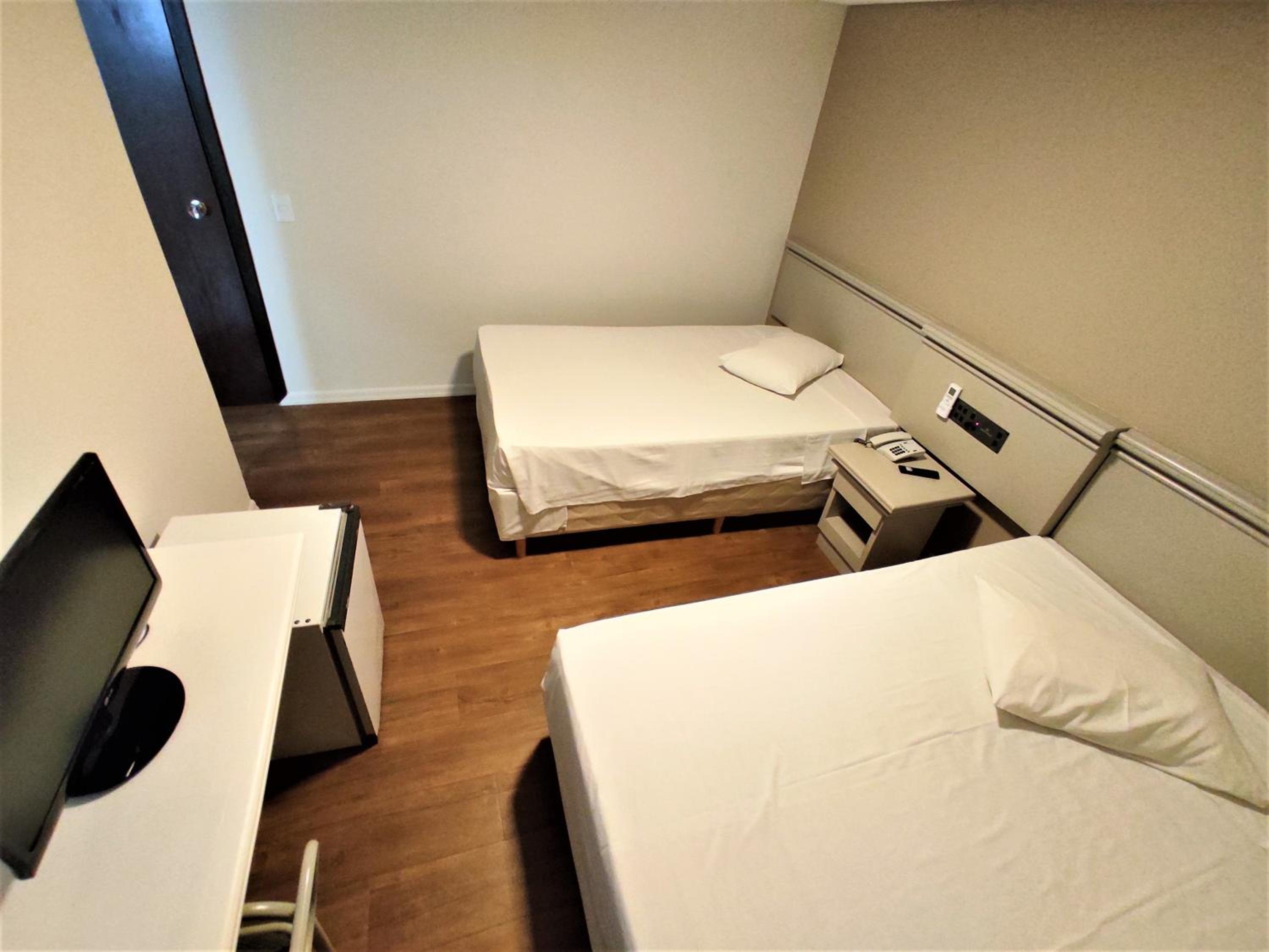 Superior Twin Room - Photo 5