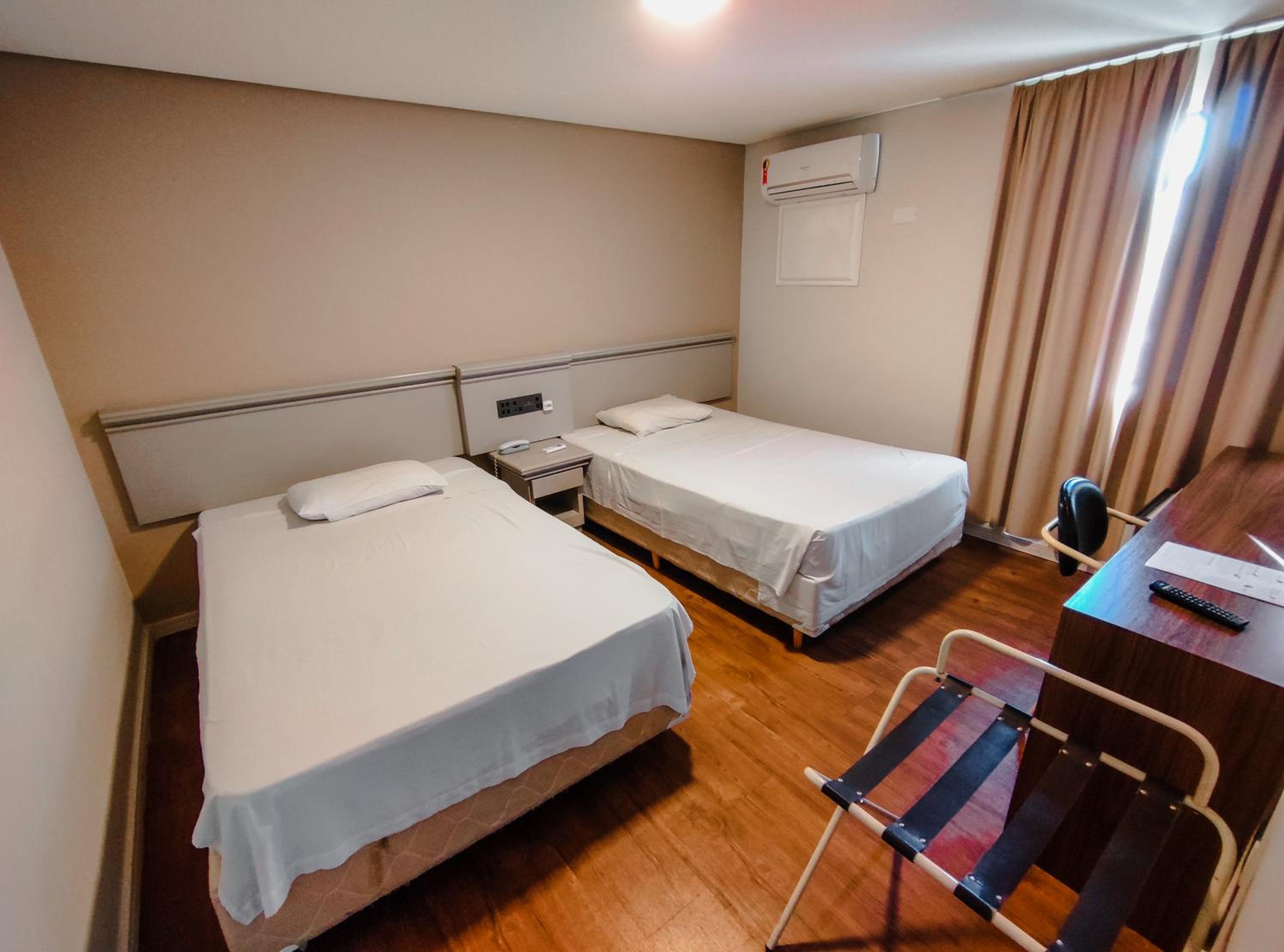 Superior Twin Room - Photo 7