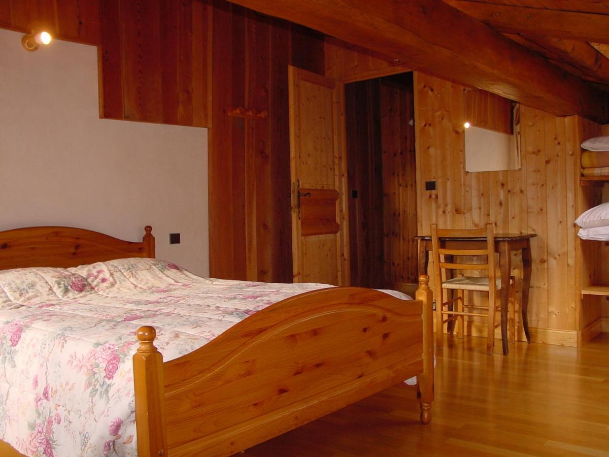 Chalet (3 bedrooms) photo 2