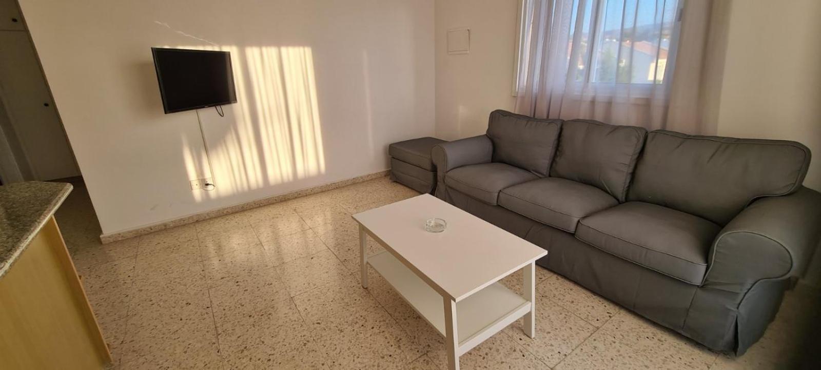 Apartment photo 2