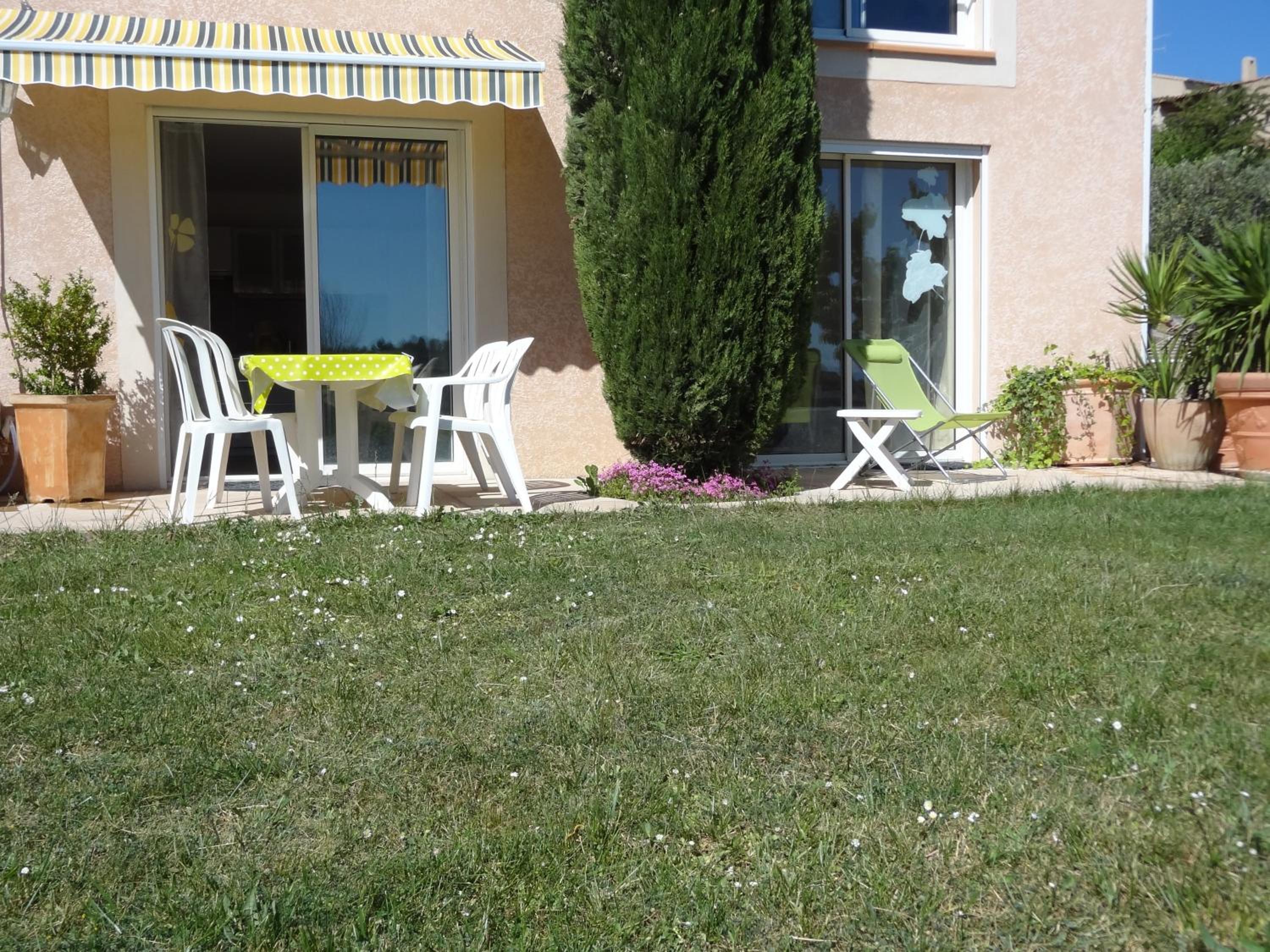 Apartment with Terrace 2 photo 1