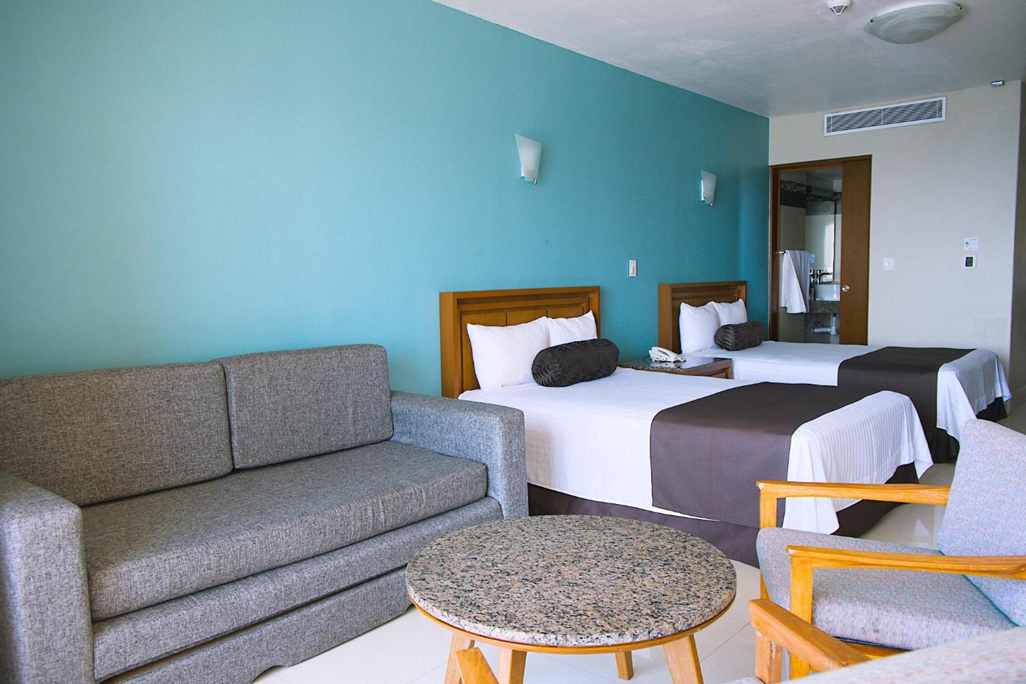 Superior Suite - Photo 1