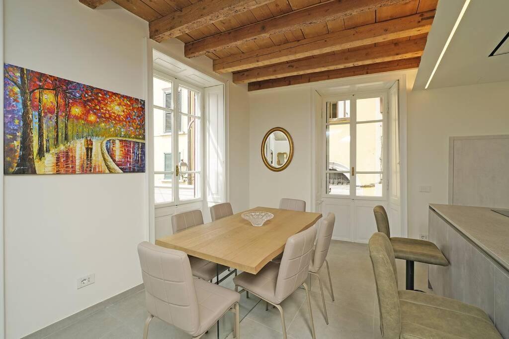 Apartment with Terrace photo 2