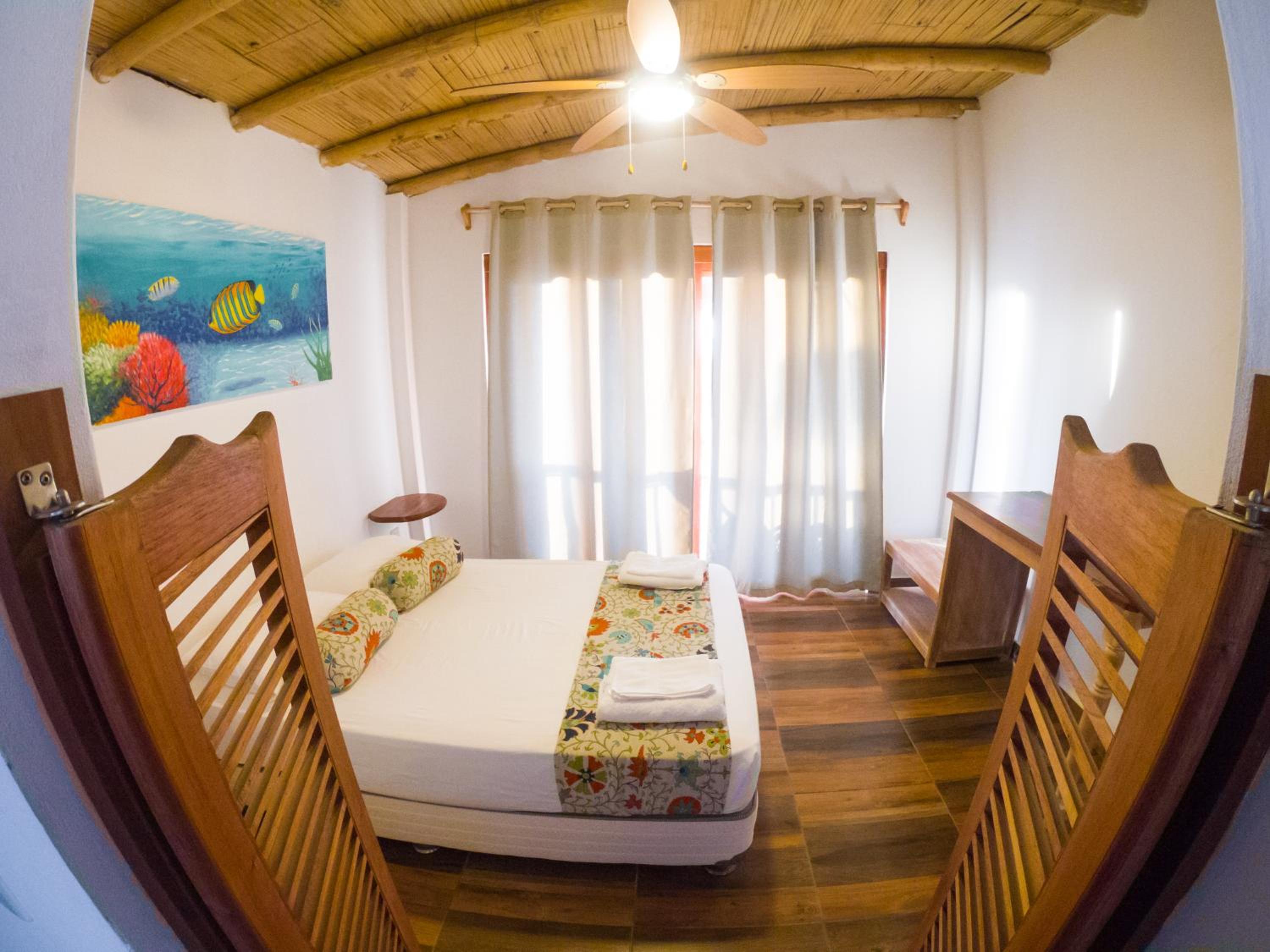 Queen Room with Balcony photo 1