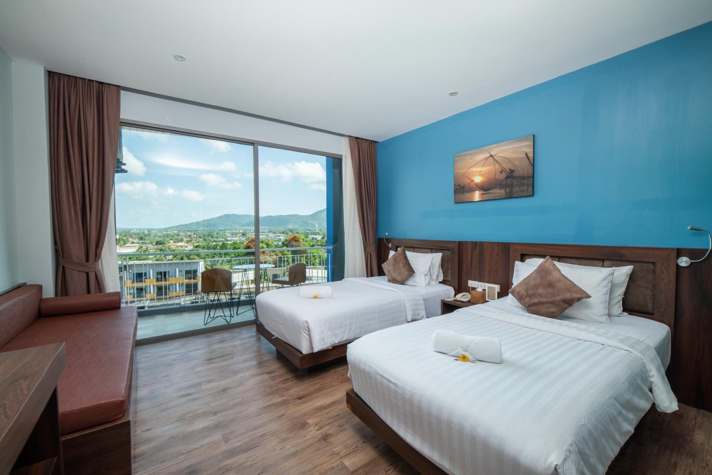 Superior Twin Room