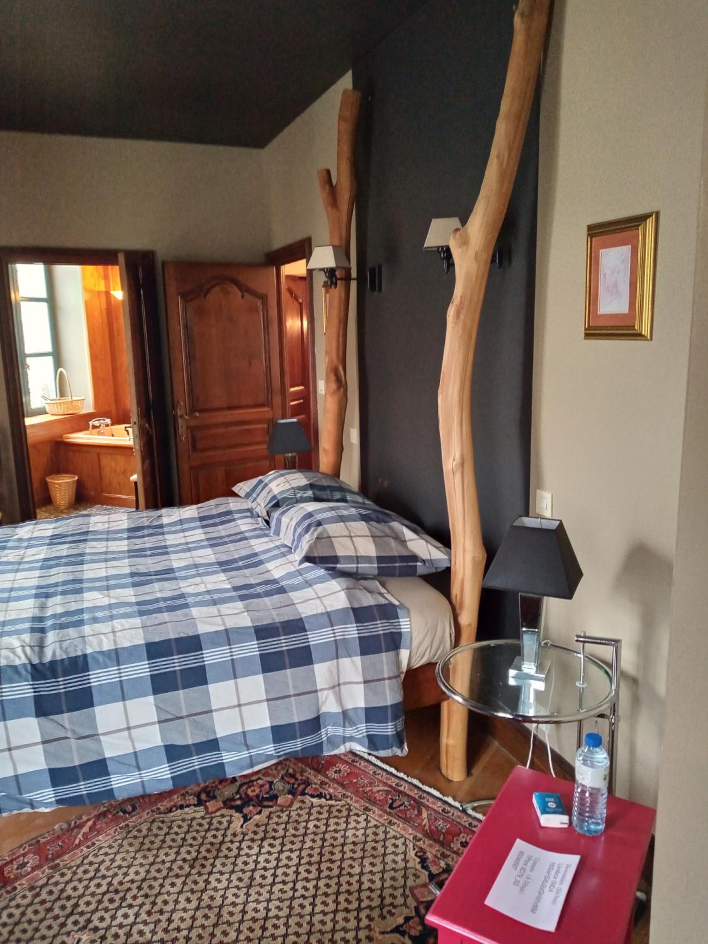Double Room with Private Bathroom - Photo 2