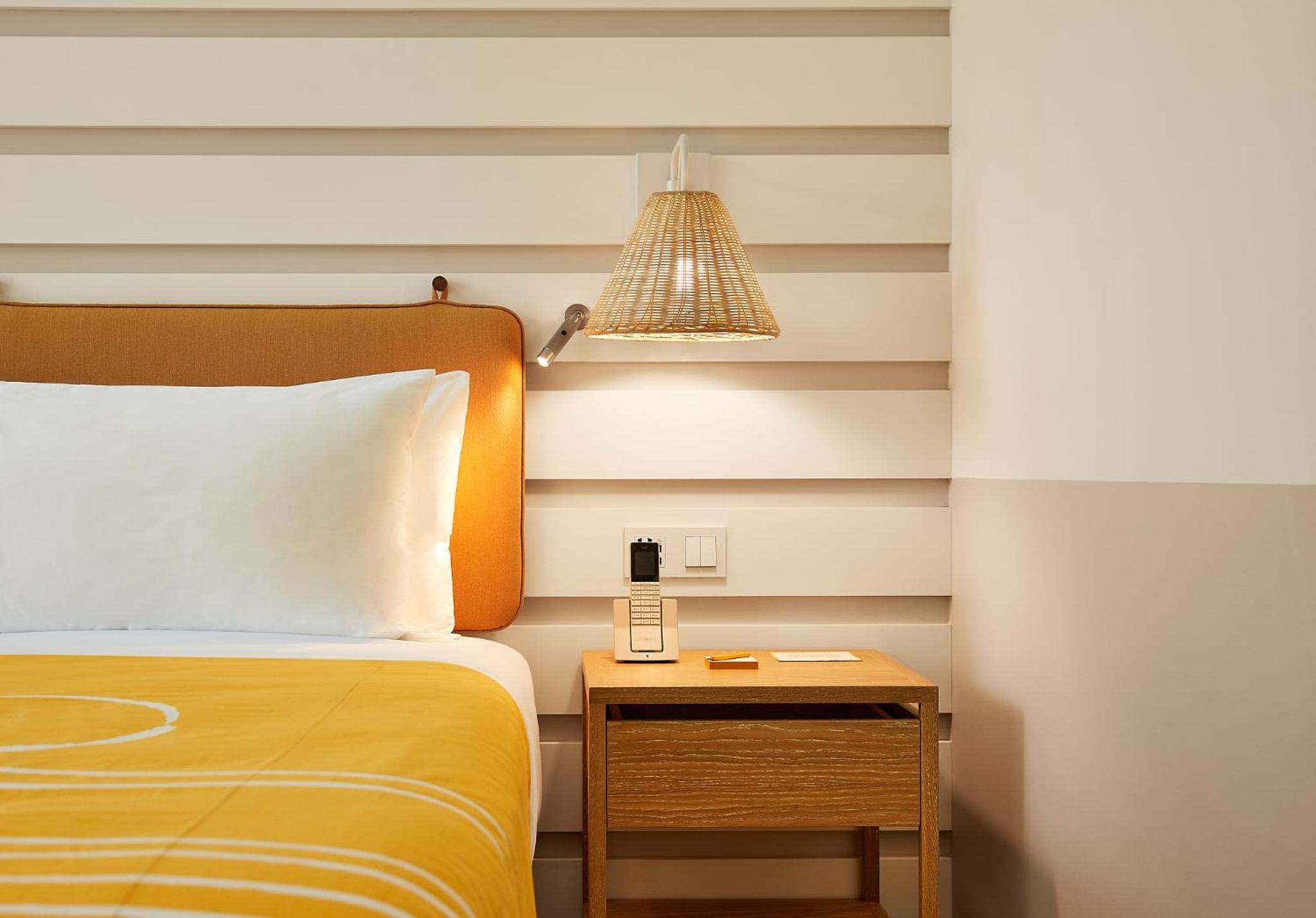 Standard King Room - Photo 3