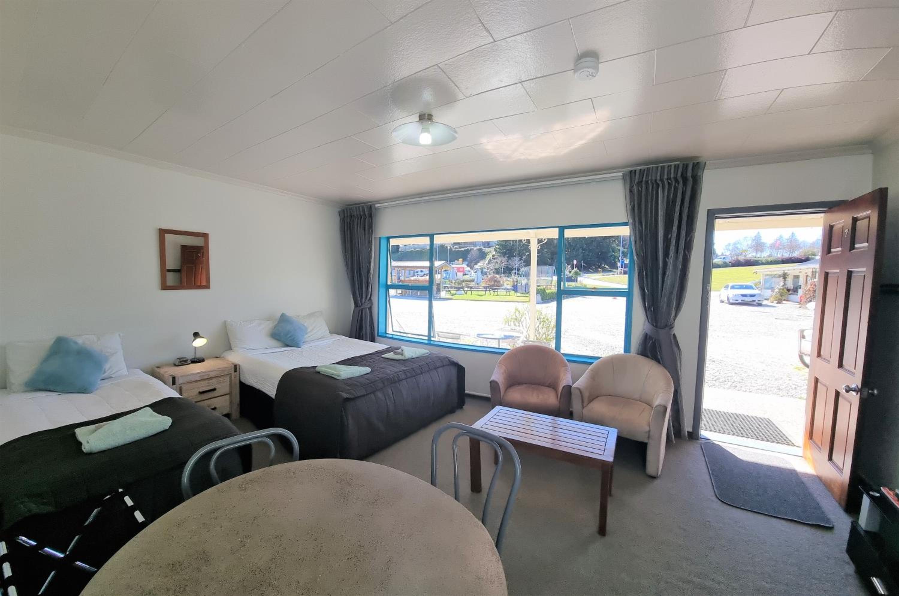 Superior 1 Bedroom Apartment