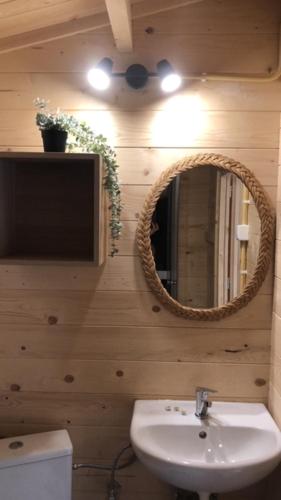 Mobile Home - Photo 4