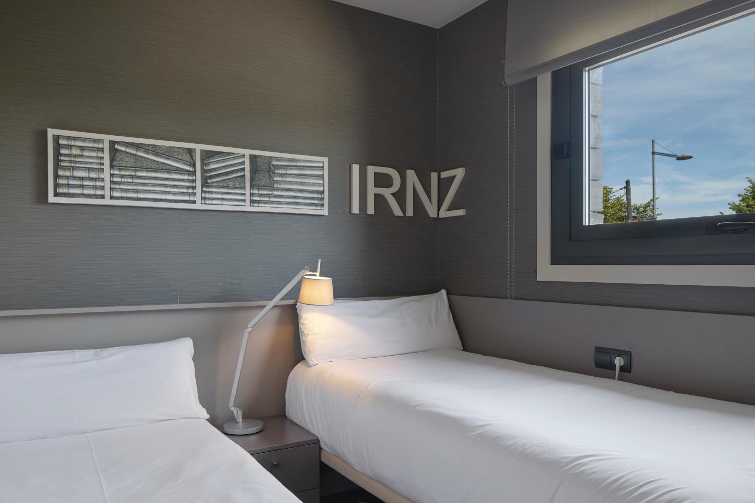 Two-Bedroom Apartment with Balcony photo 2
