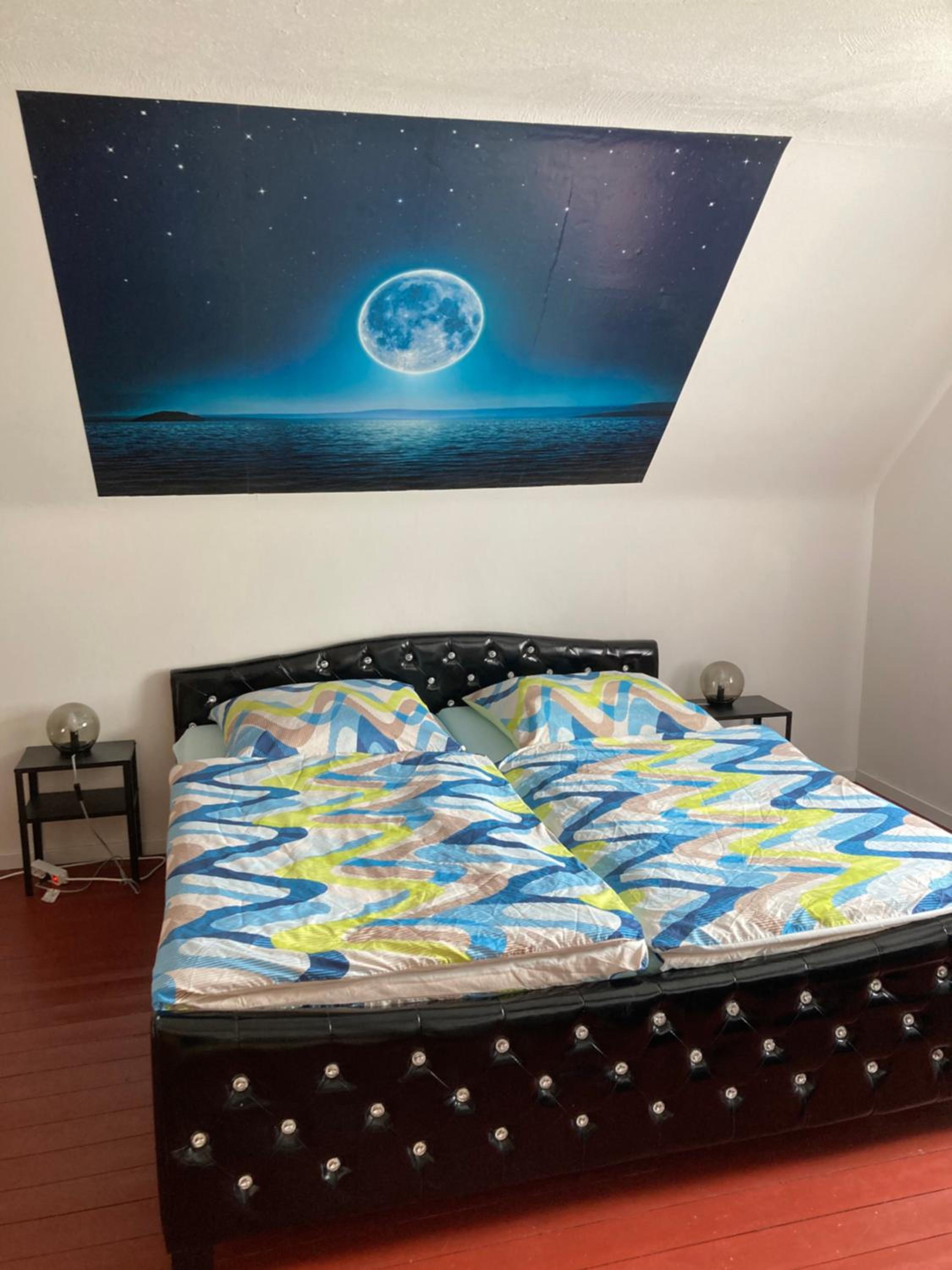 Three-Bedroom Apartment - Photo 12