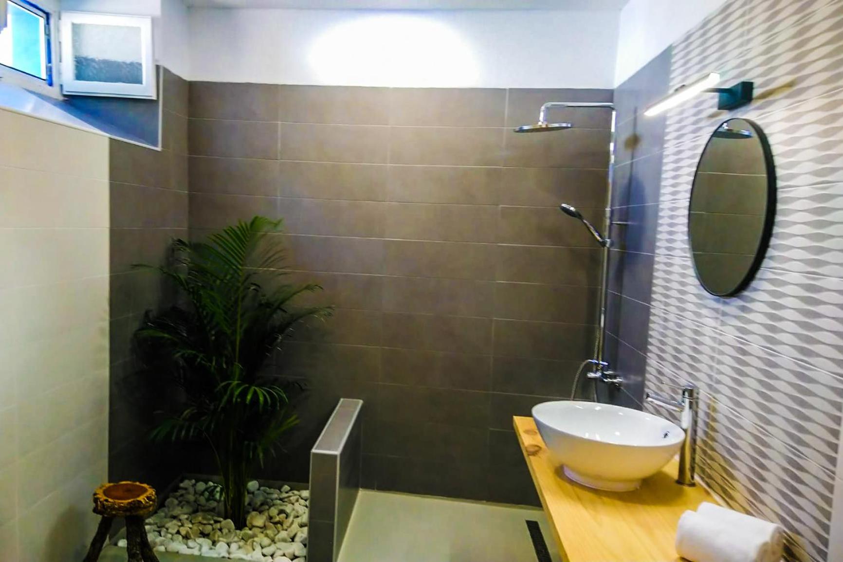 Two-Bedroom Suite photo 2