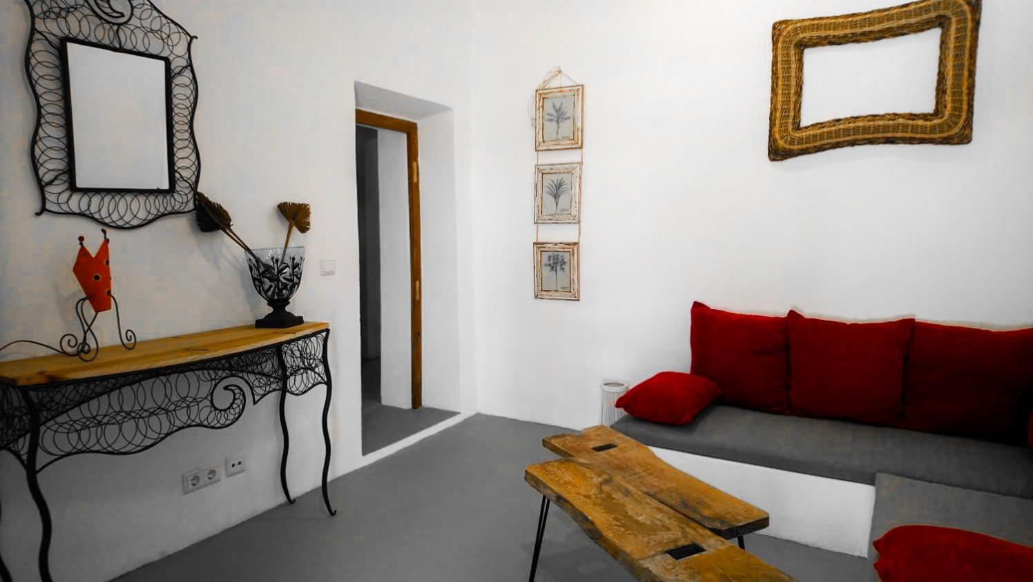 One-Bedroom Suite - Photo 1