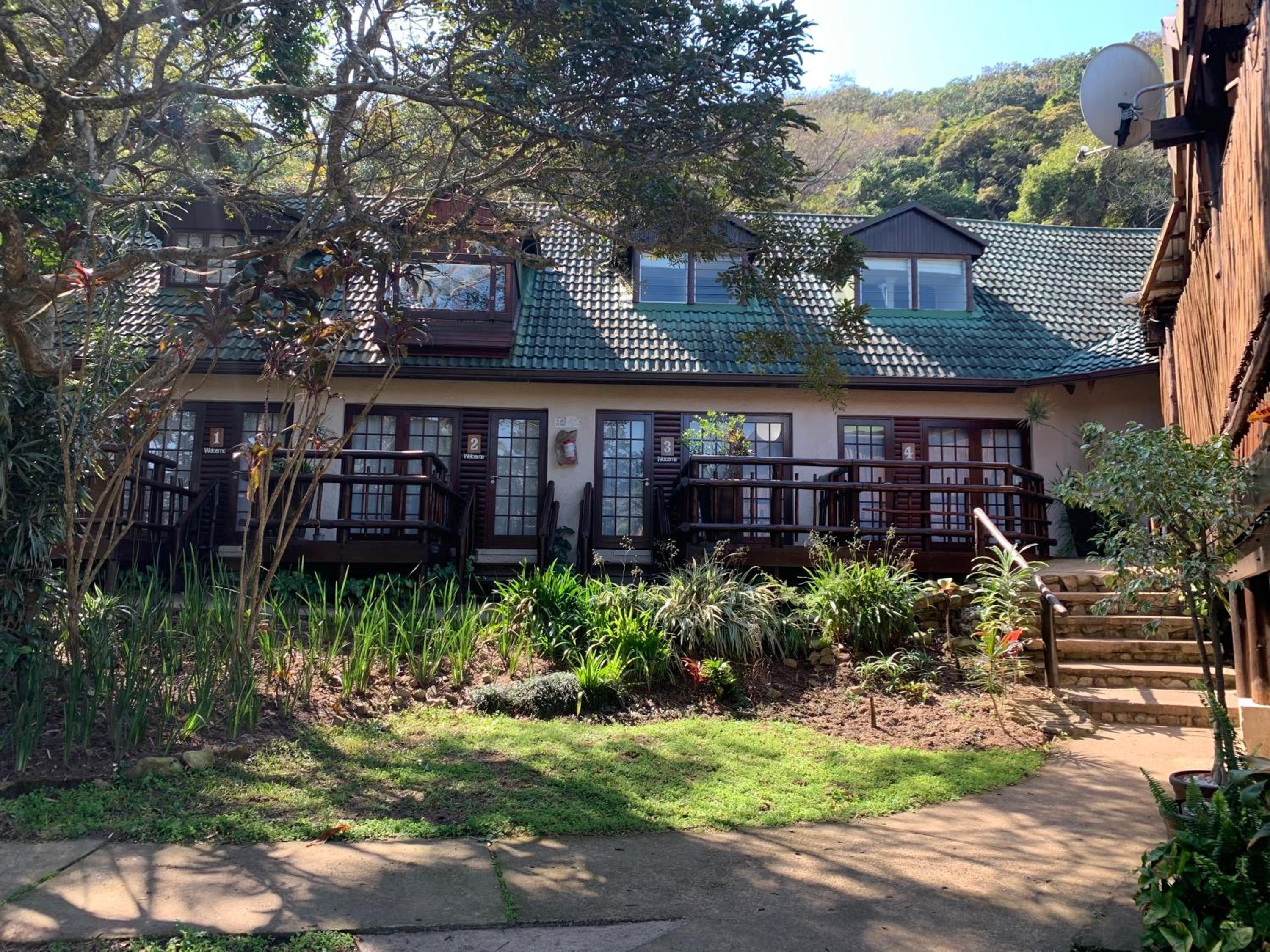 Deluxe Double or Twin Room with Garden View photo 3